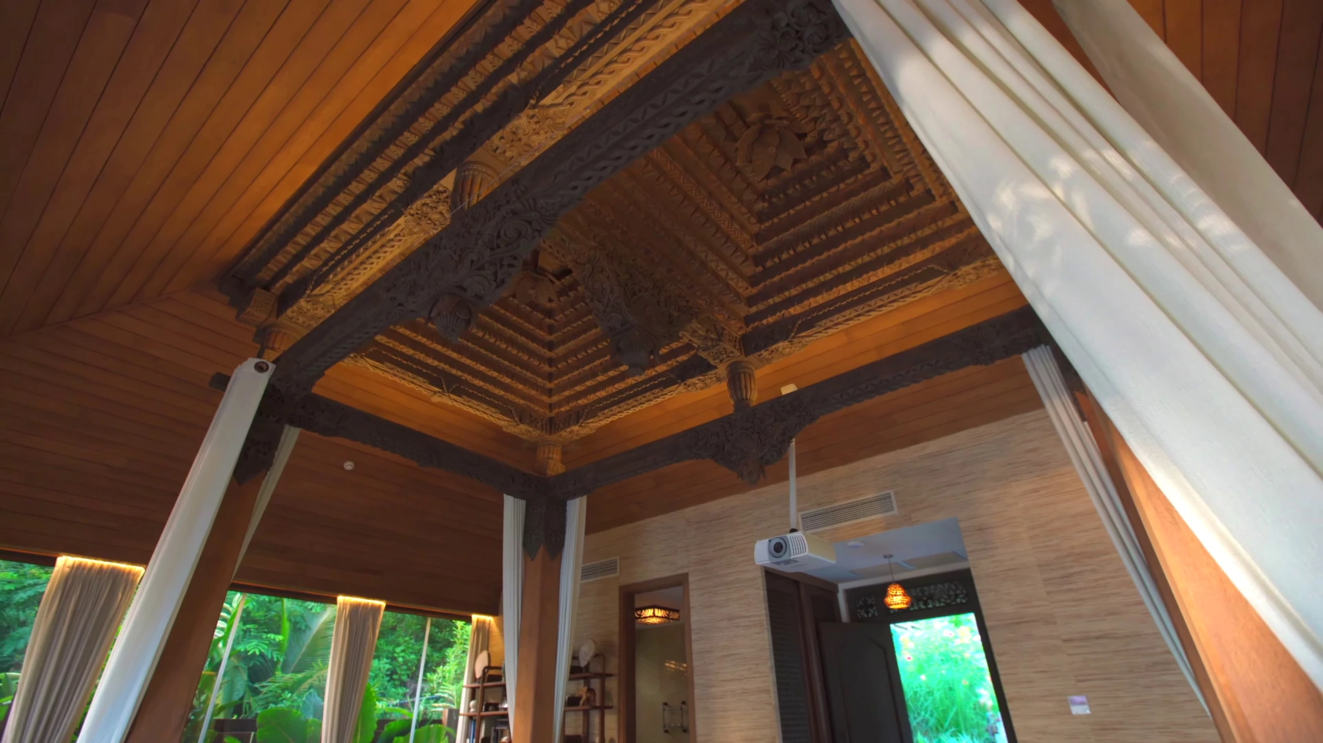 Unique beachfront property for sale in Mahé, Seychelles - Gallery image 10