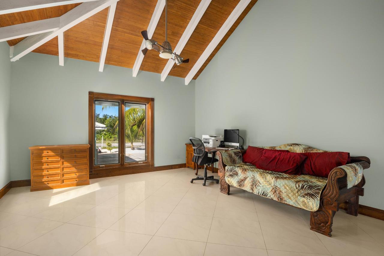 North Caicos Yacht Club Canal House - Gallery image 8