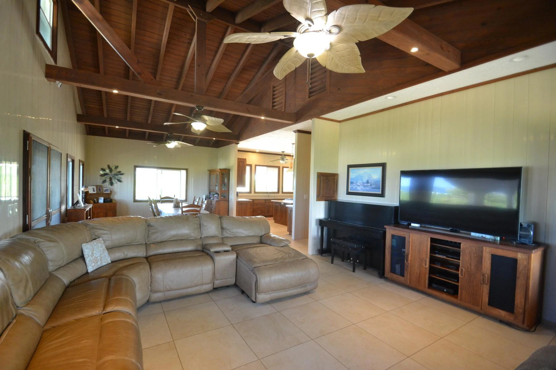 Hilltop House - Gallery image 3