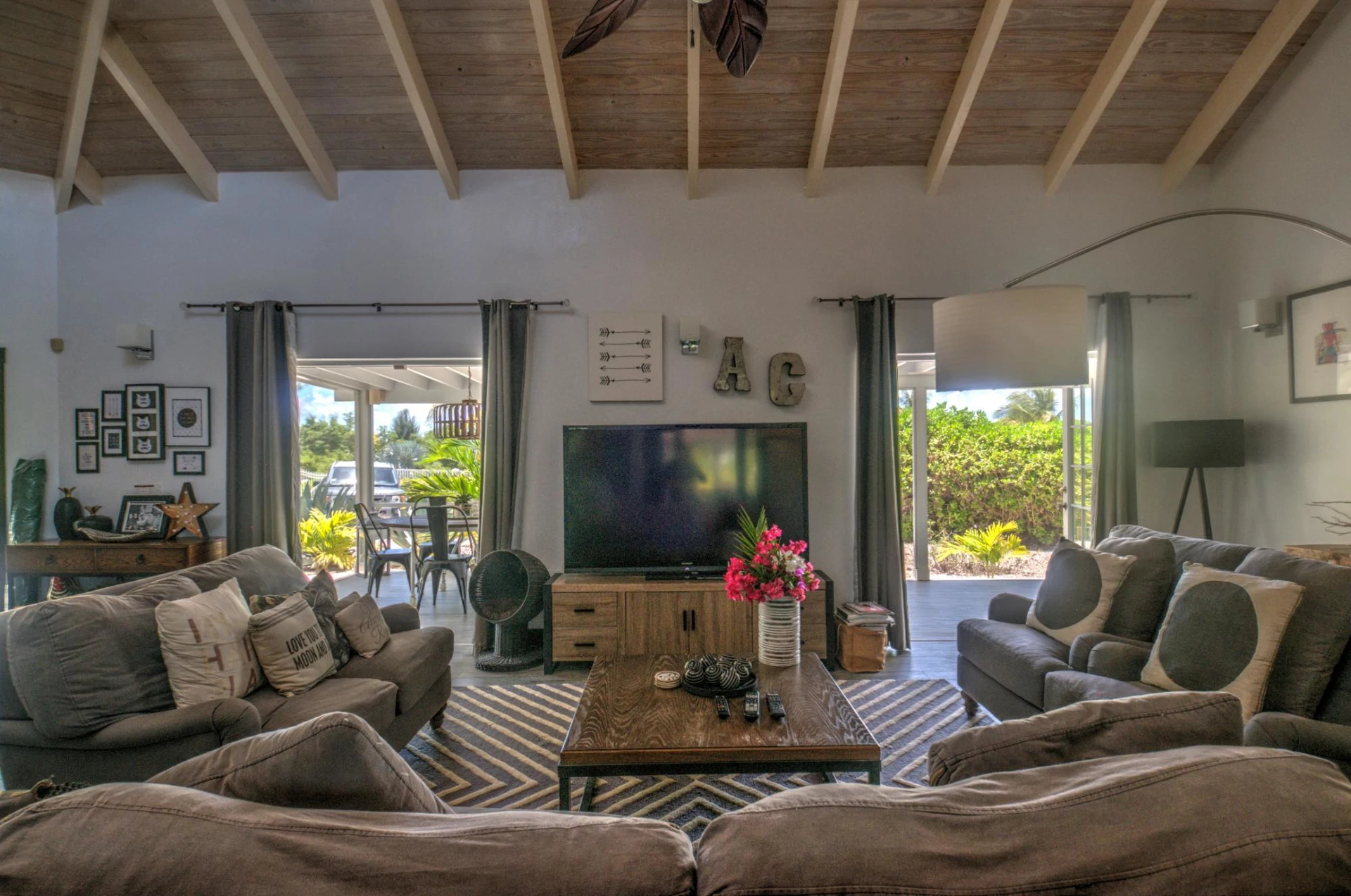 Via Veneto Villa - Gallery image 5