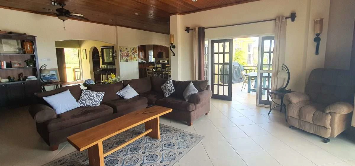 Villa Darcy, Belle Vue, Cap Estate. - Gallery image 3