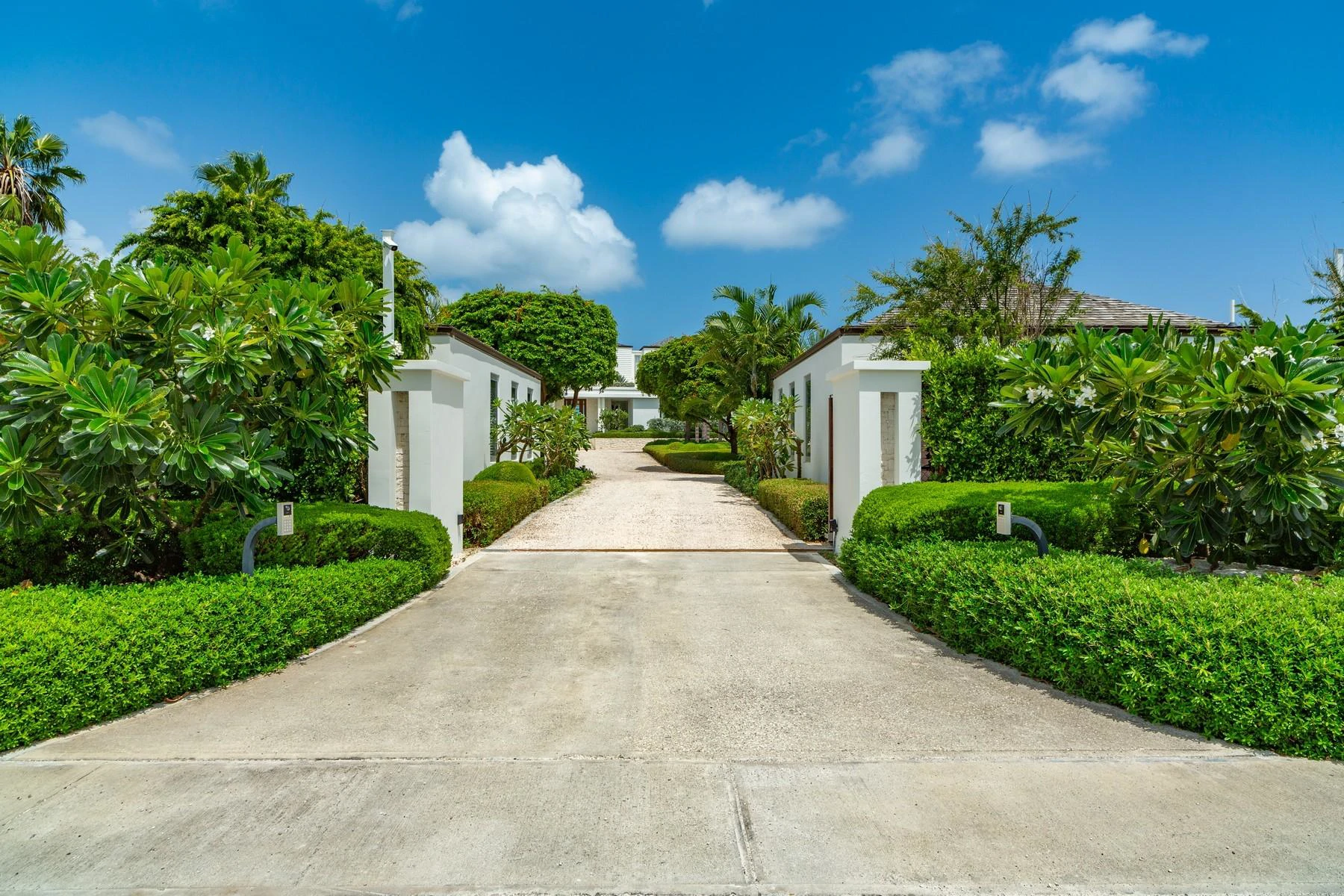 EMERALD PAVILION - Gallery image 35