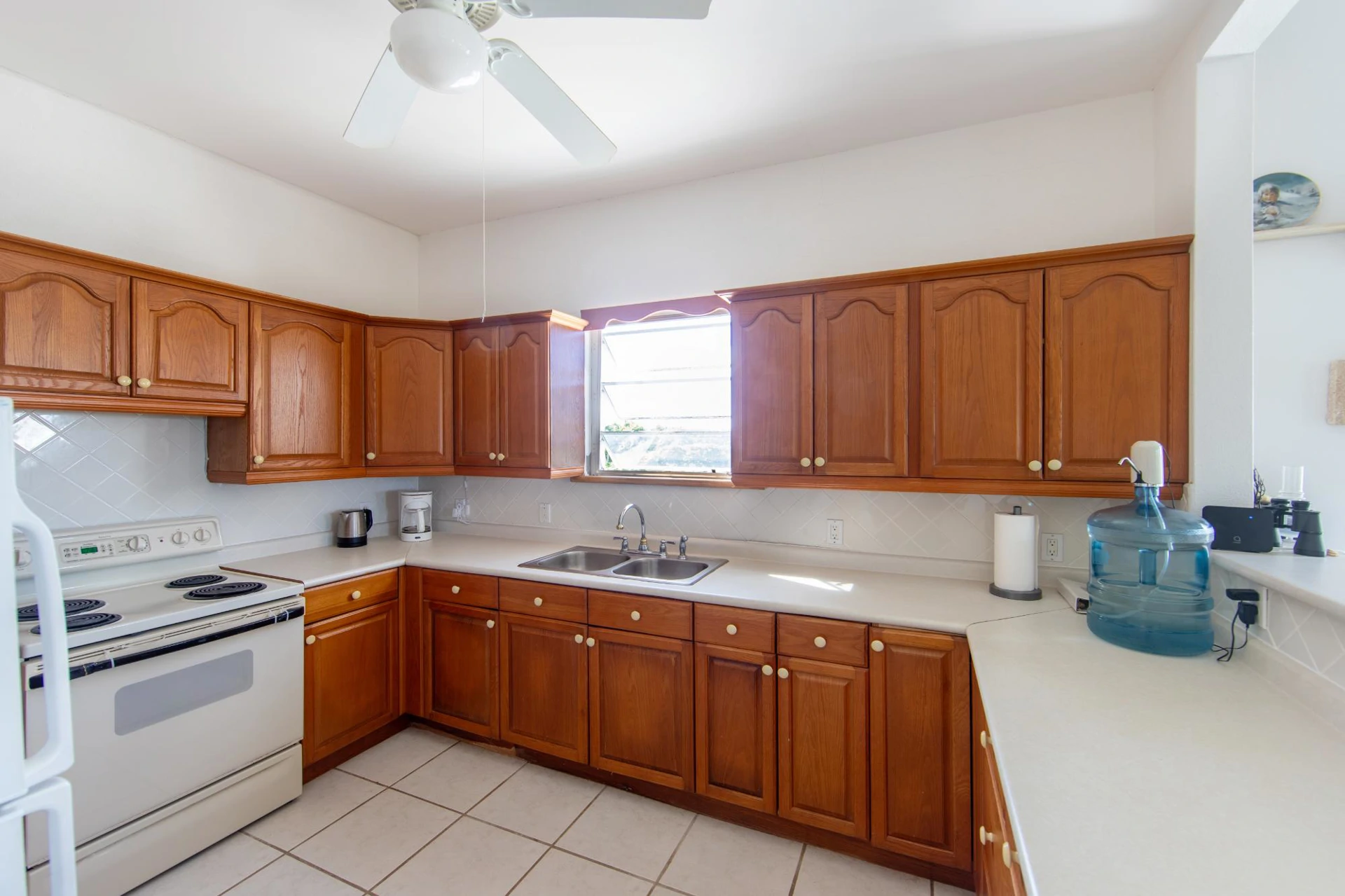 VACATION HOME STEPS FROM A PRISTINE N.CAICOS BEACH - Gallery image 12