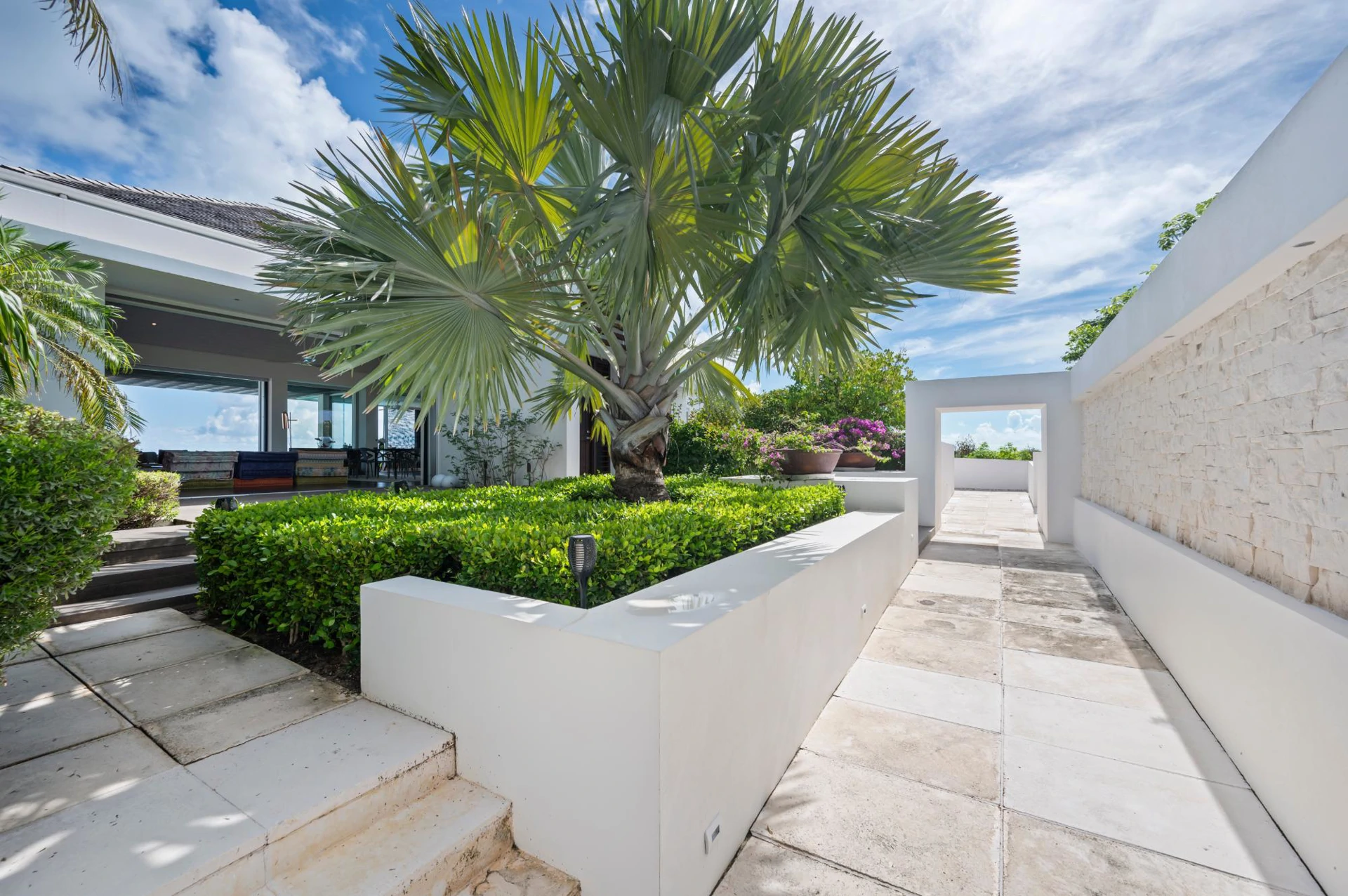 Villa Cosmo - Skyline Villas - Gallery image 4