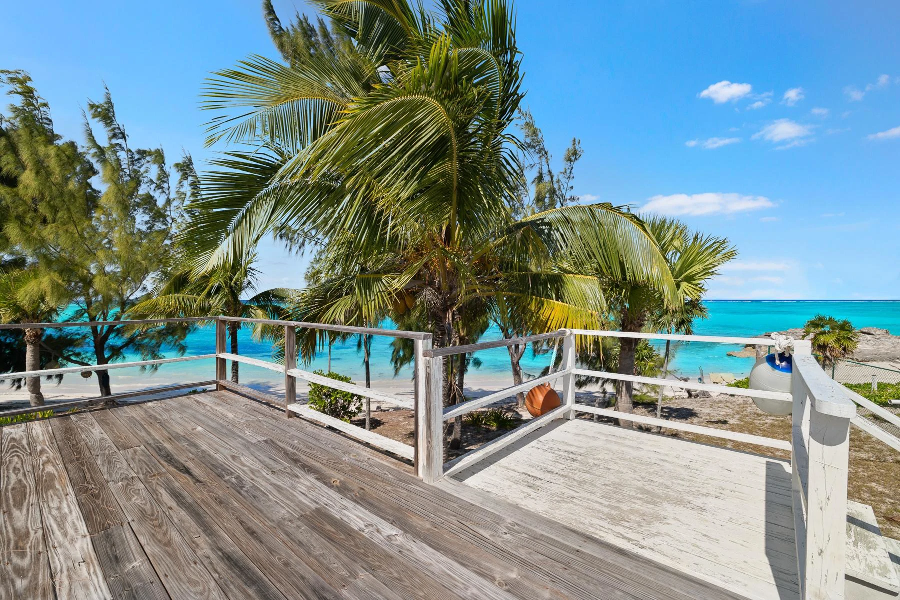 Whitby Beach House - Gallery image 13