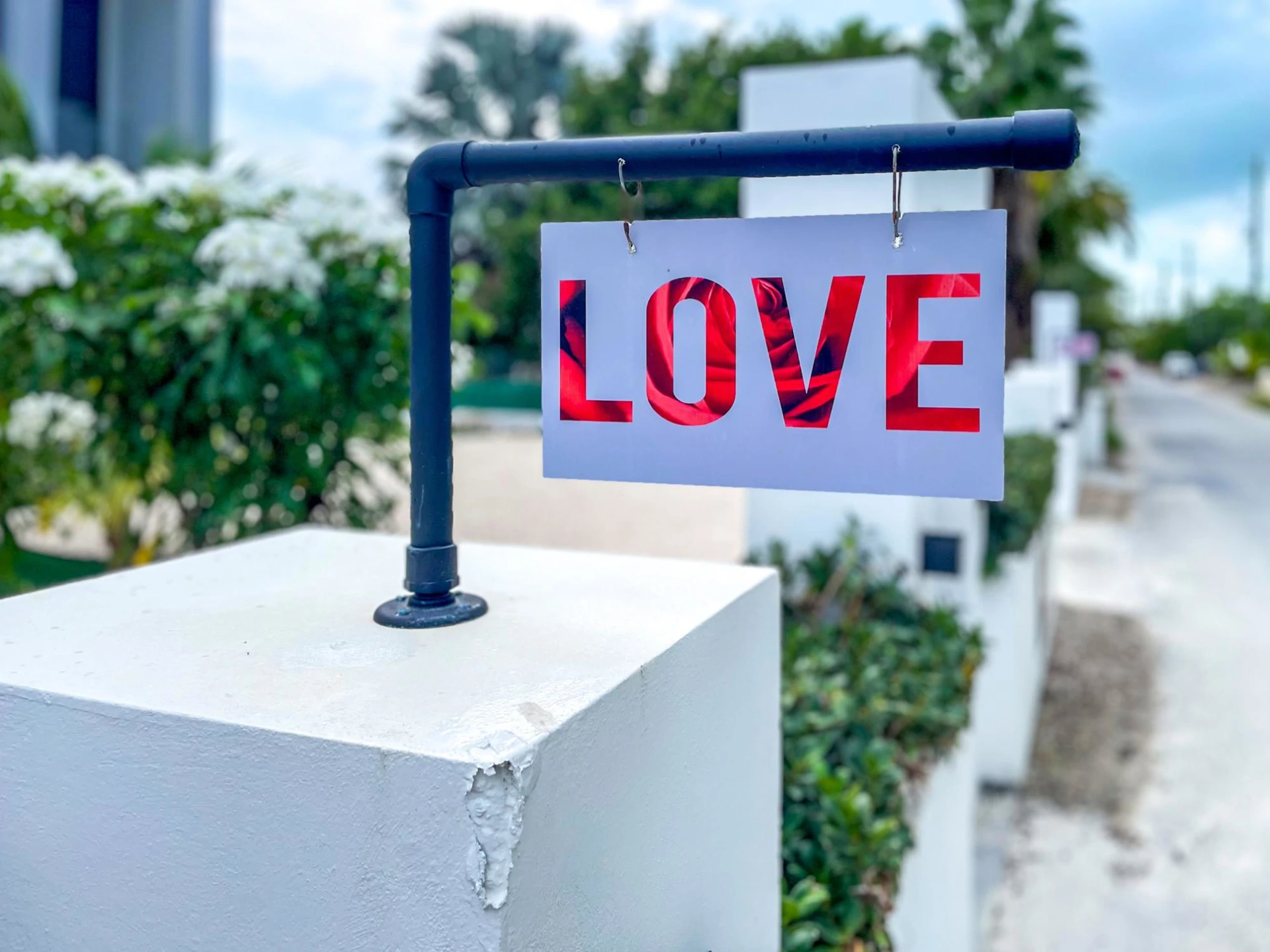 Live Love Laugh - Gallery image 2