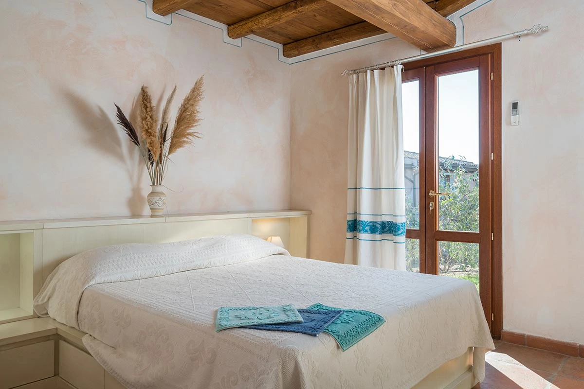 5 bed villa for sale in Sardinia - Gallery image 4