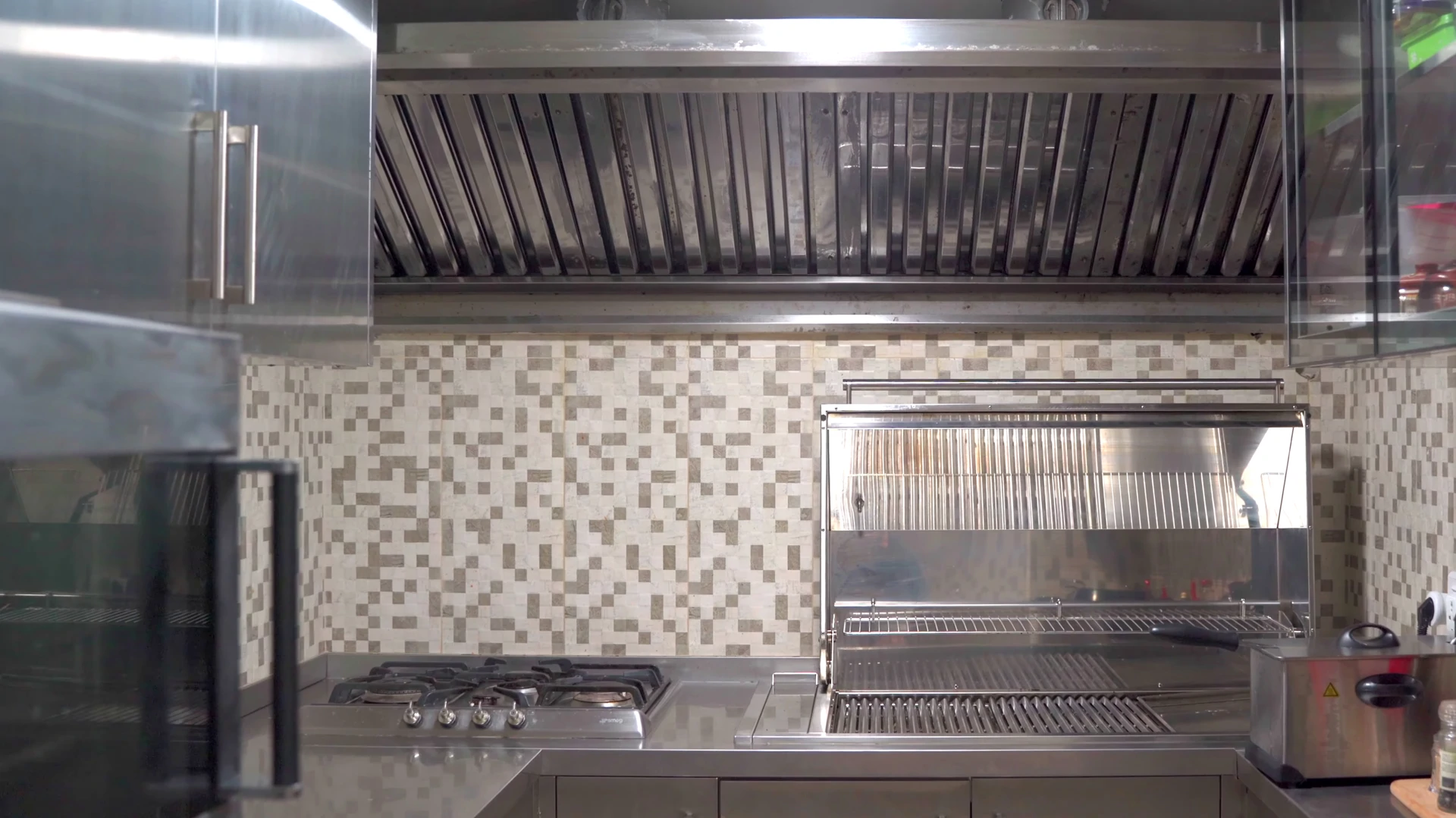 Unique beachfront property for sale in Mahé, Seychelles - Gallery image 8