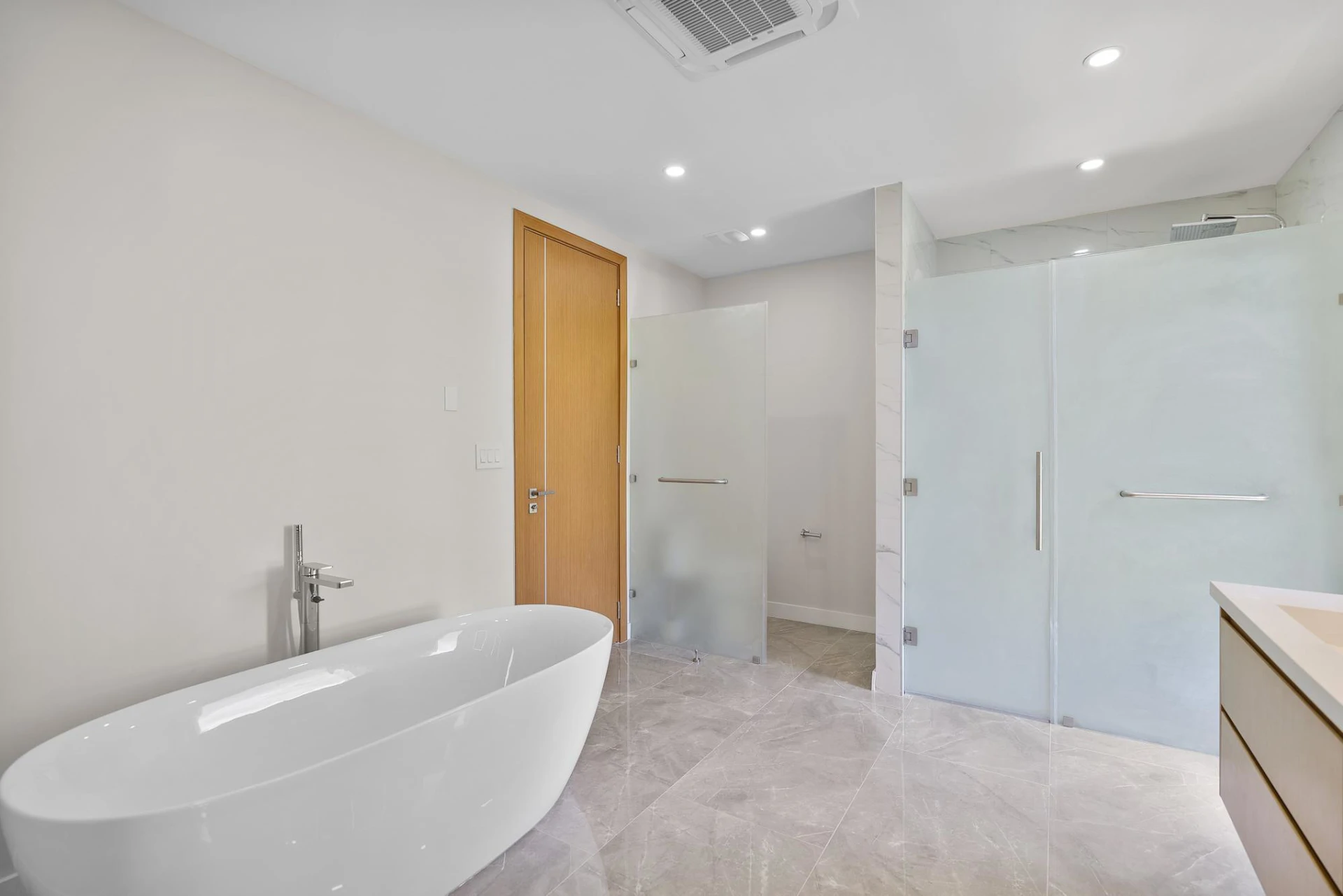 BEACHWALK VILLA #5 - Gallery image 37