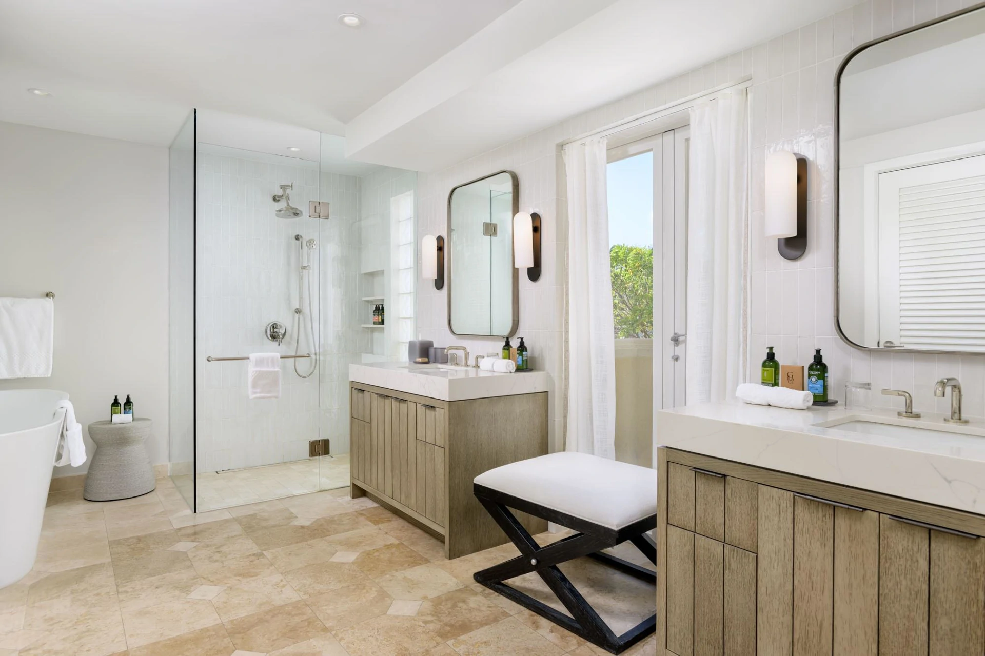 E401.402 Villas At Grace Bay Club - Gallery image 8