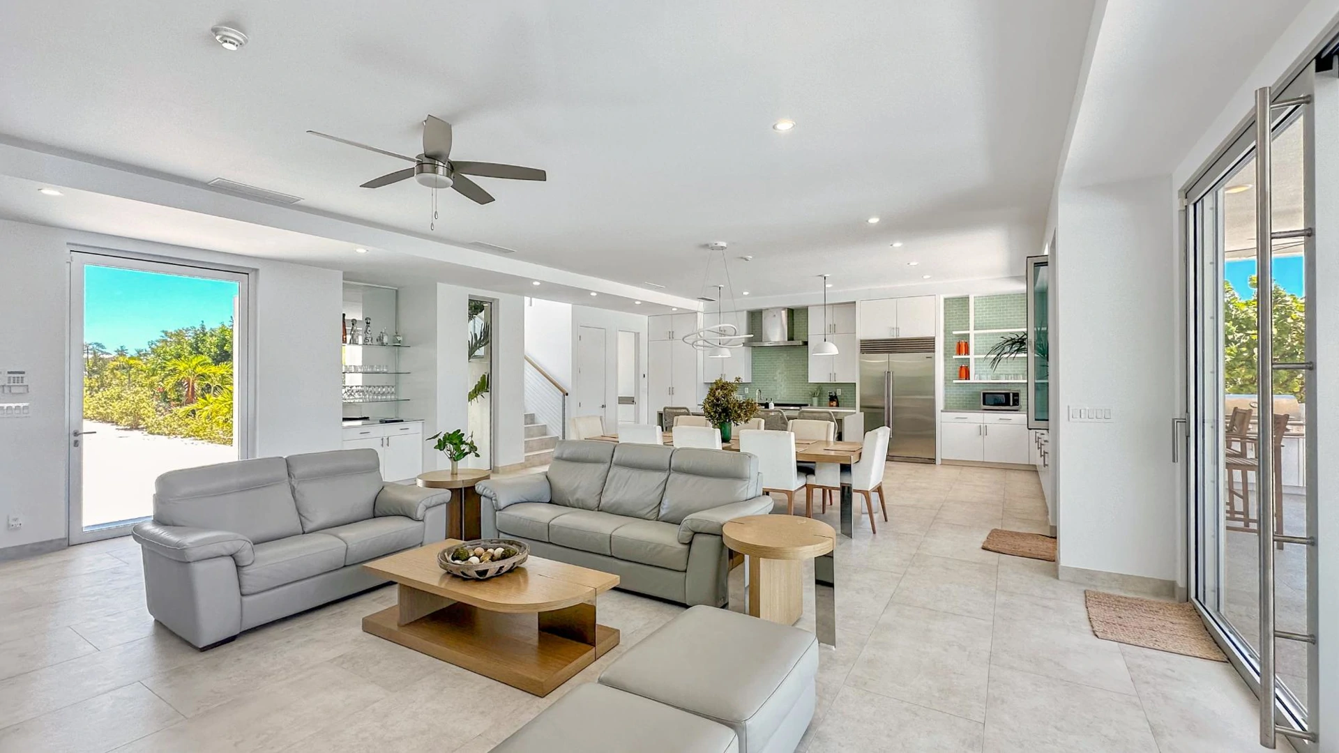 PURE WATER VILLA-HUMMINGBIRD LANE - Gallery image 2