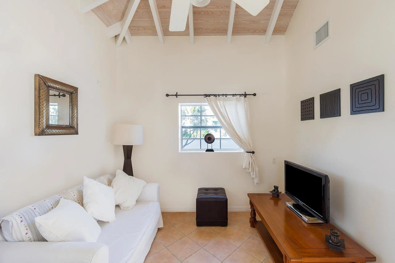 Leeward Home - Gallery image 9