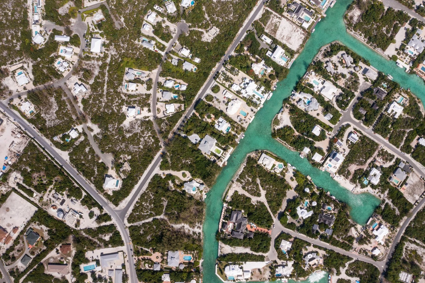 Charming Home in Leeward - Gallery image 18