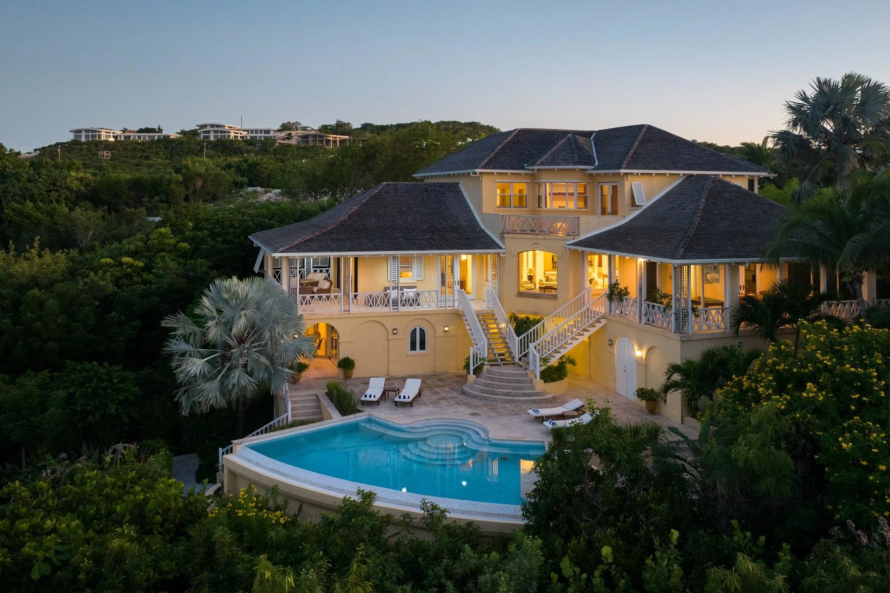 BLUE CAY - Thompson Cove Beachfront - Gallery image 53