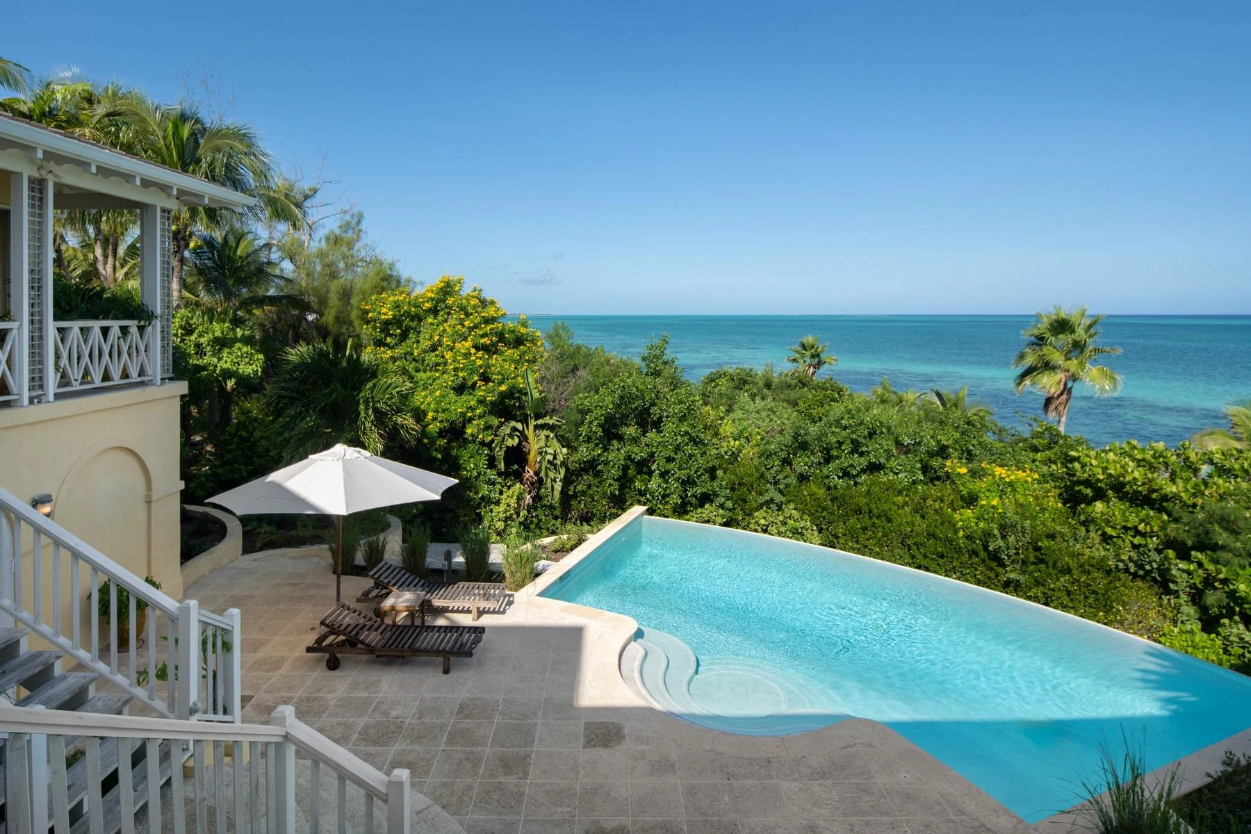 BLUE CAY - Thompson Cove Beachfront - Gallery image 39