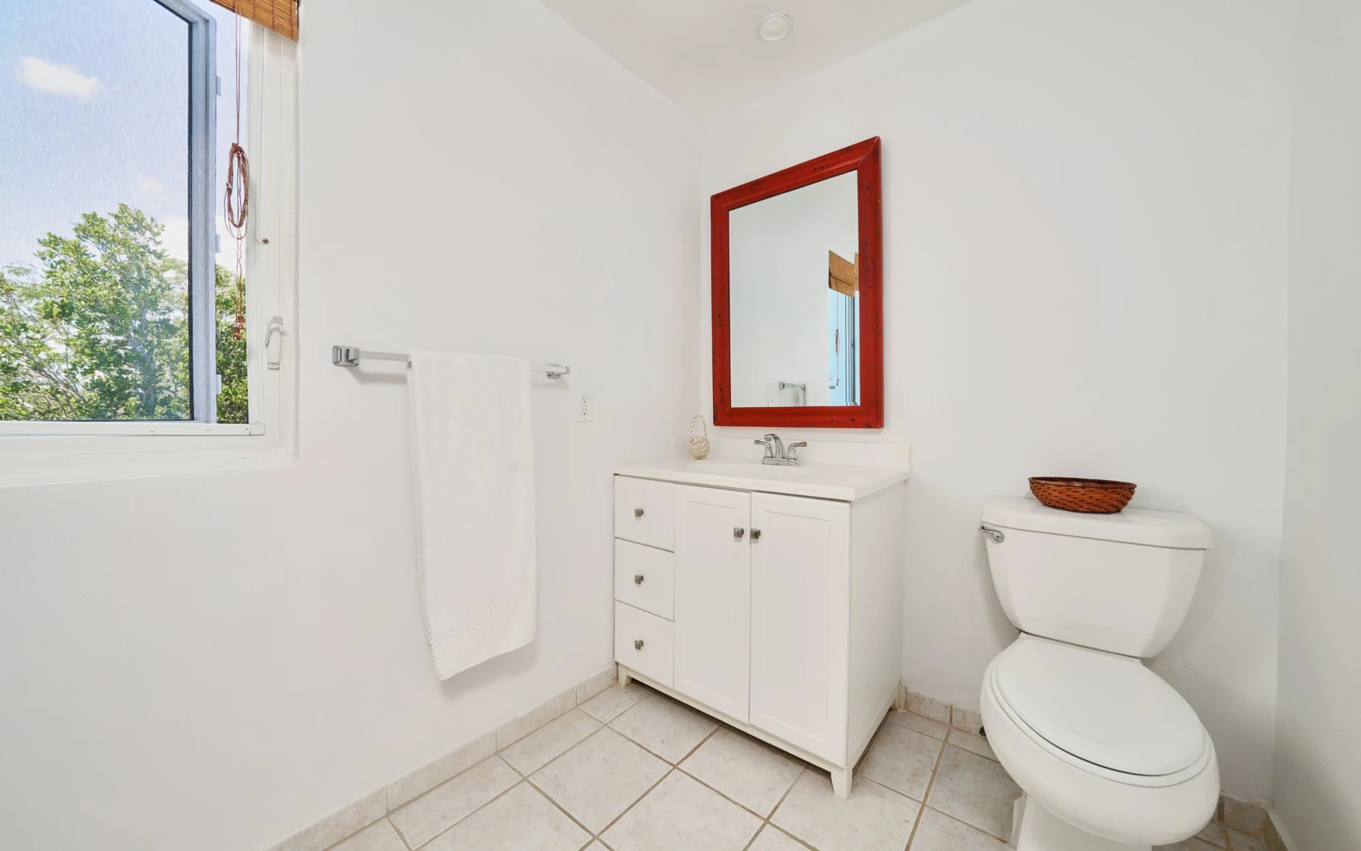 Surf Lodge Villa - Gallery image 11