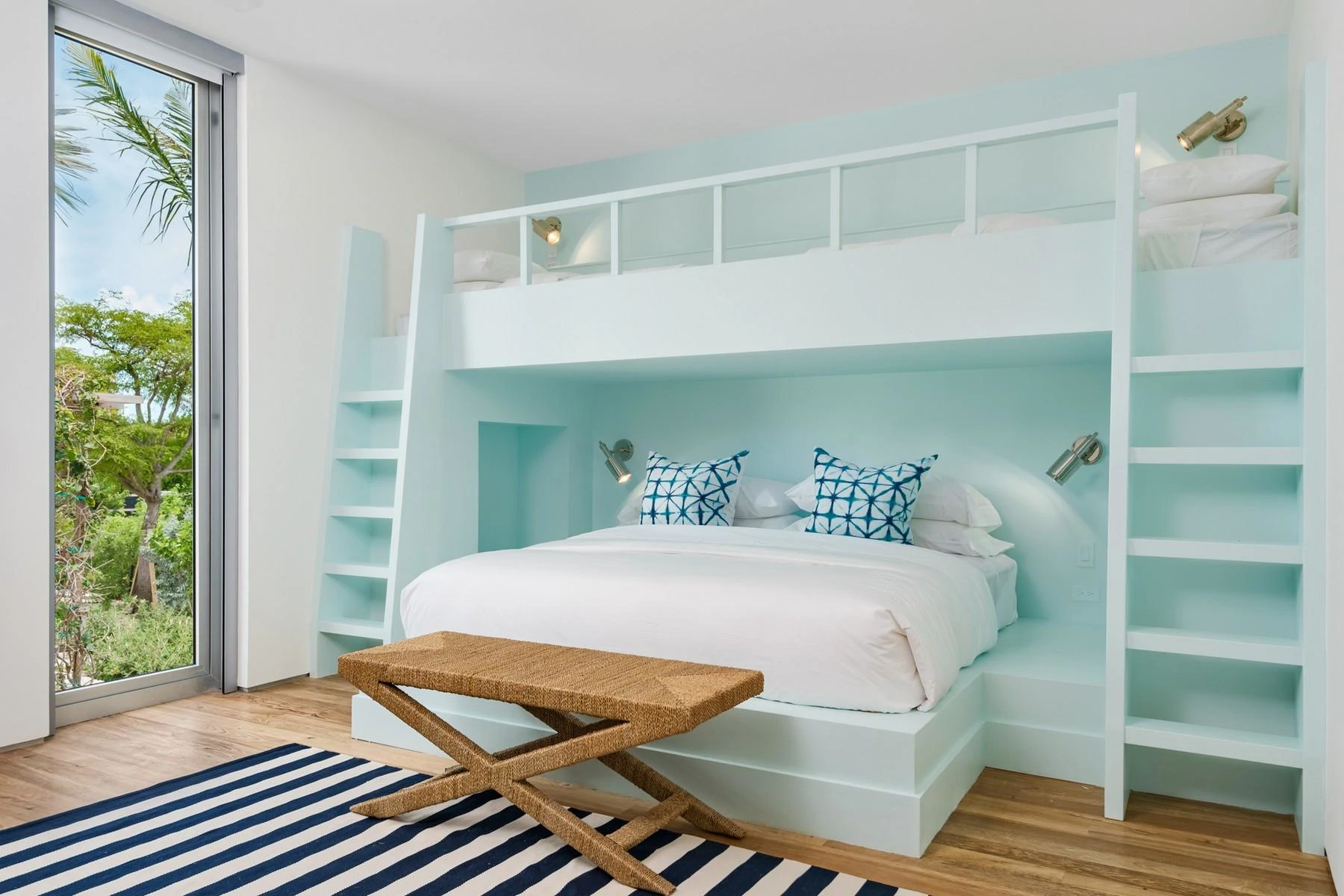 EMERALD PAVILION - Gallery image 25