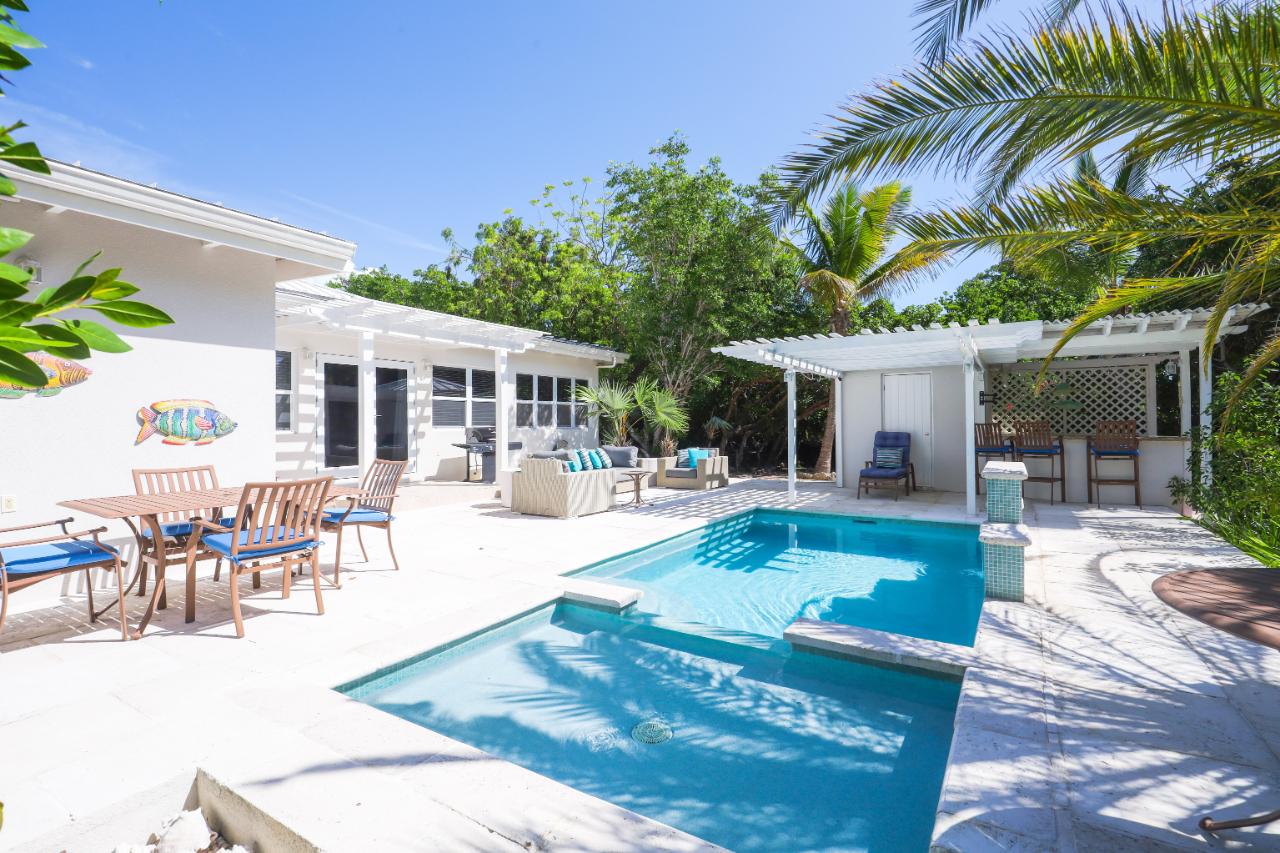 Seagrape Villa