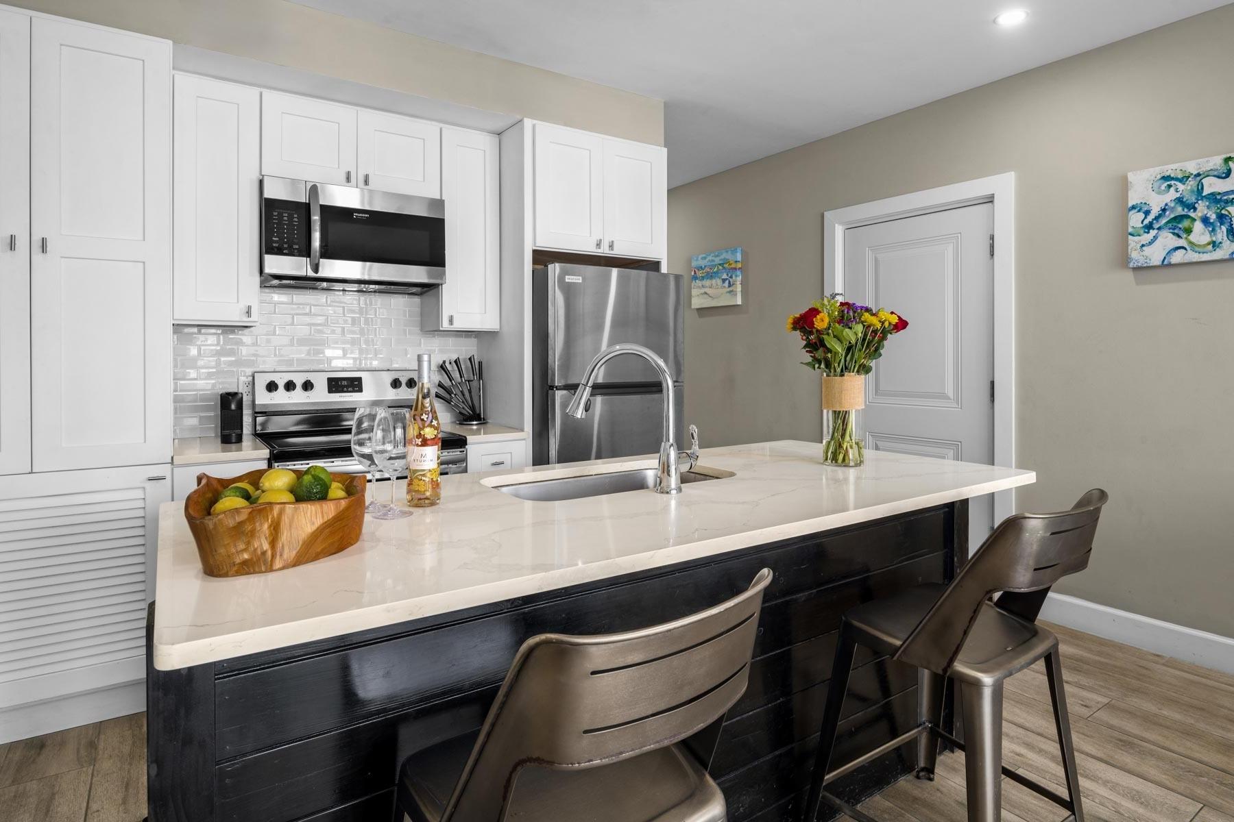 The Tides Unit 104 - Gallery image 3