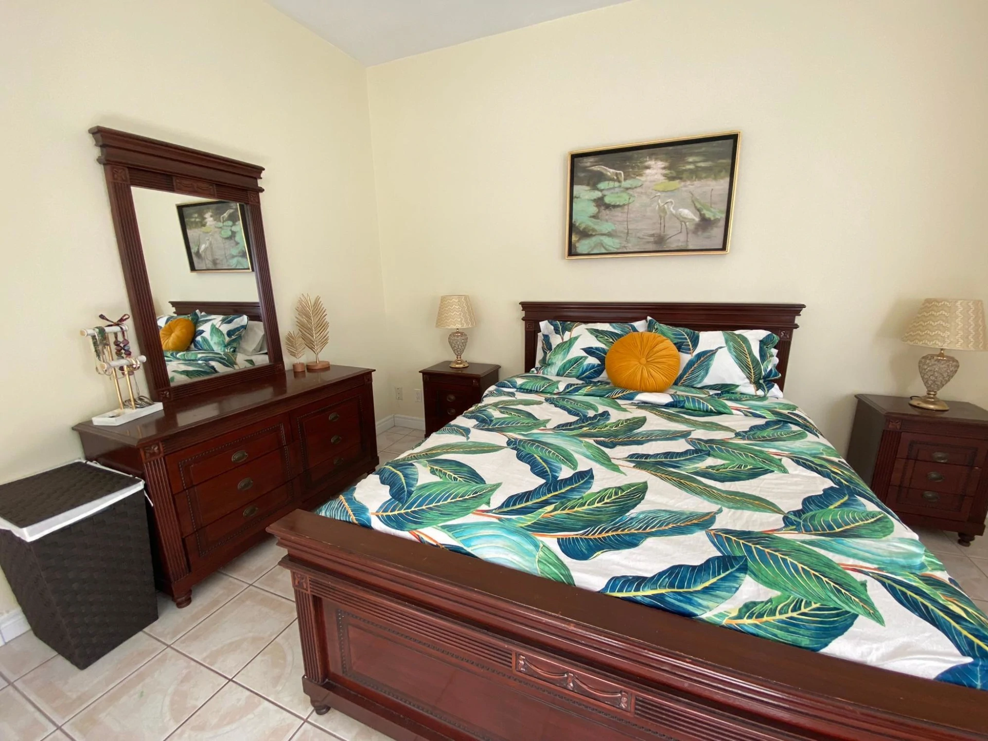 B101 Queen Angel - Gallery image 12