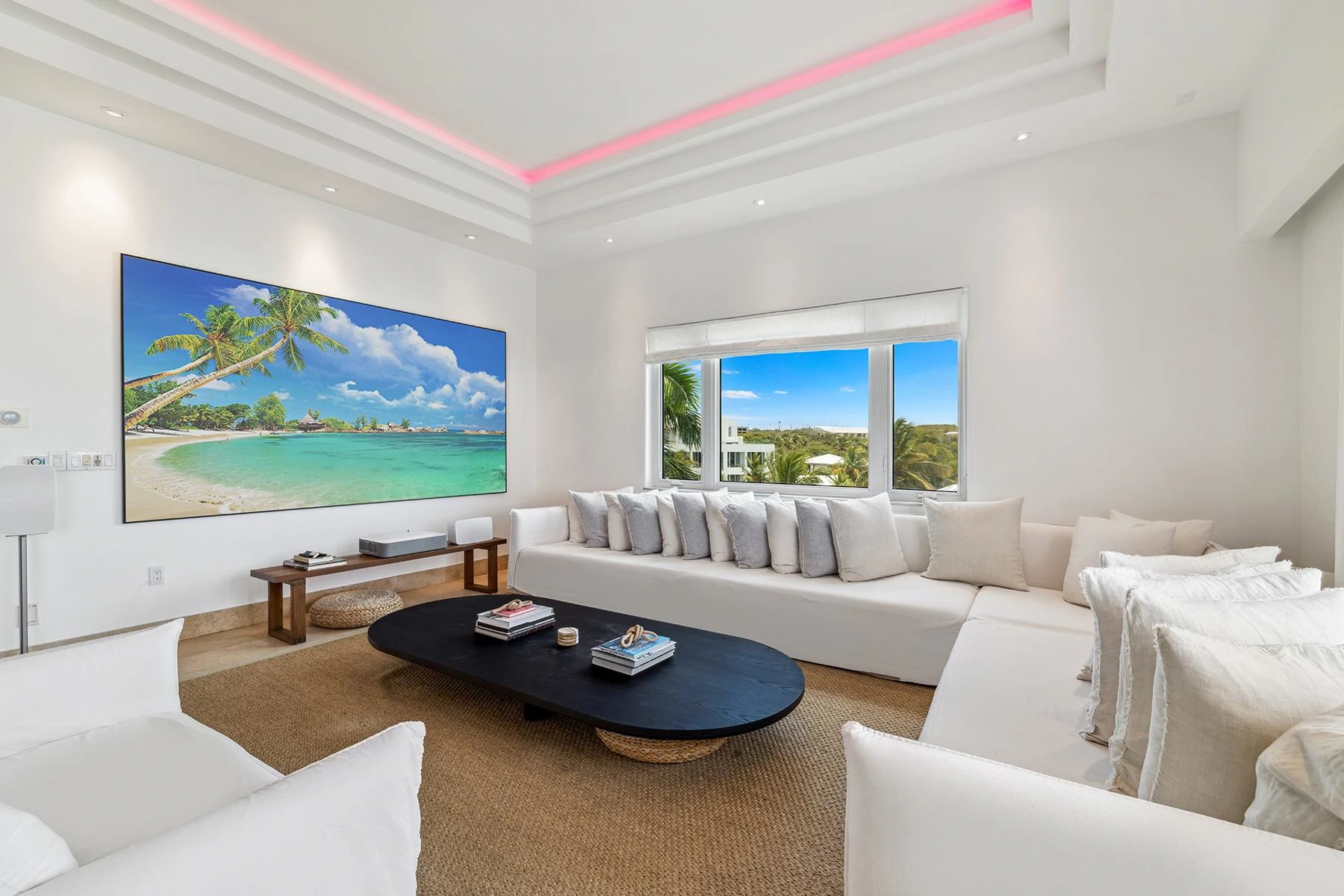 THE YACHT CLUB - Gallery image 3