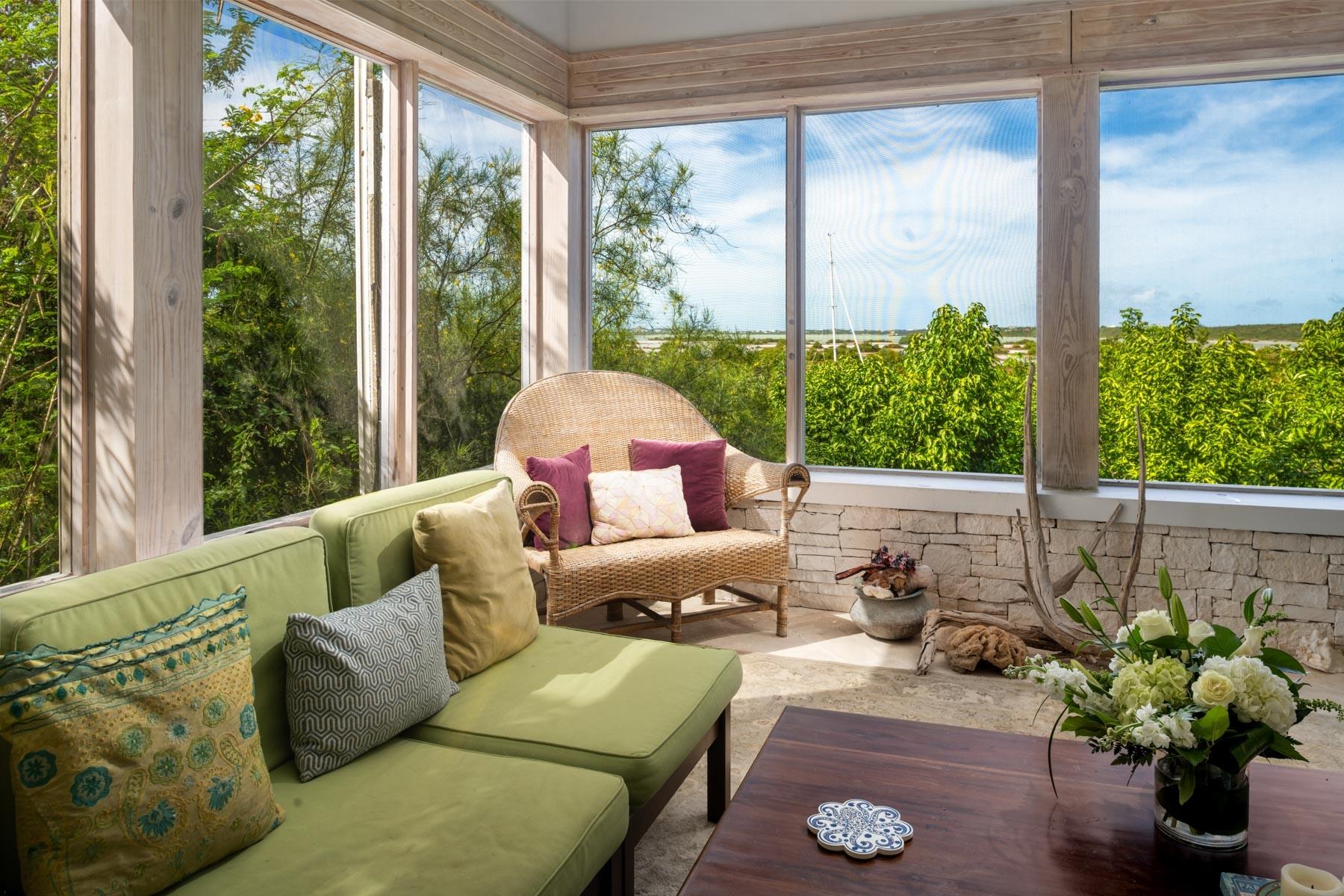 Canalfront Home - Gallery image 11