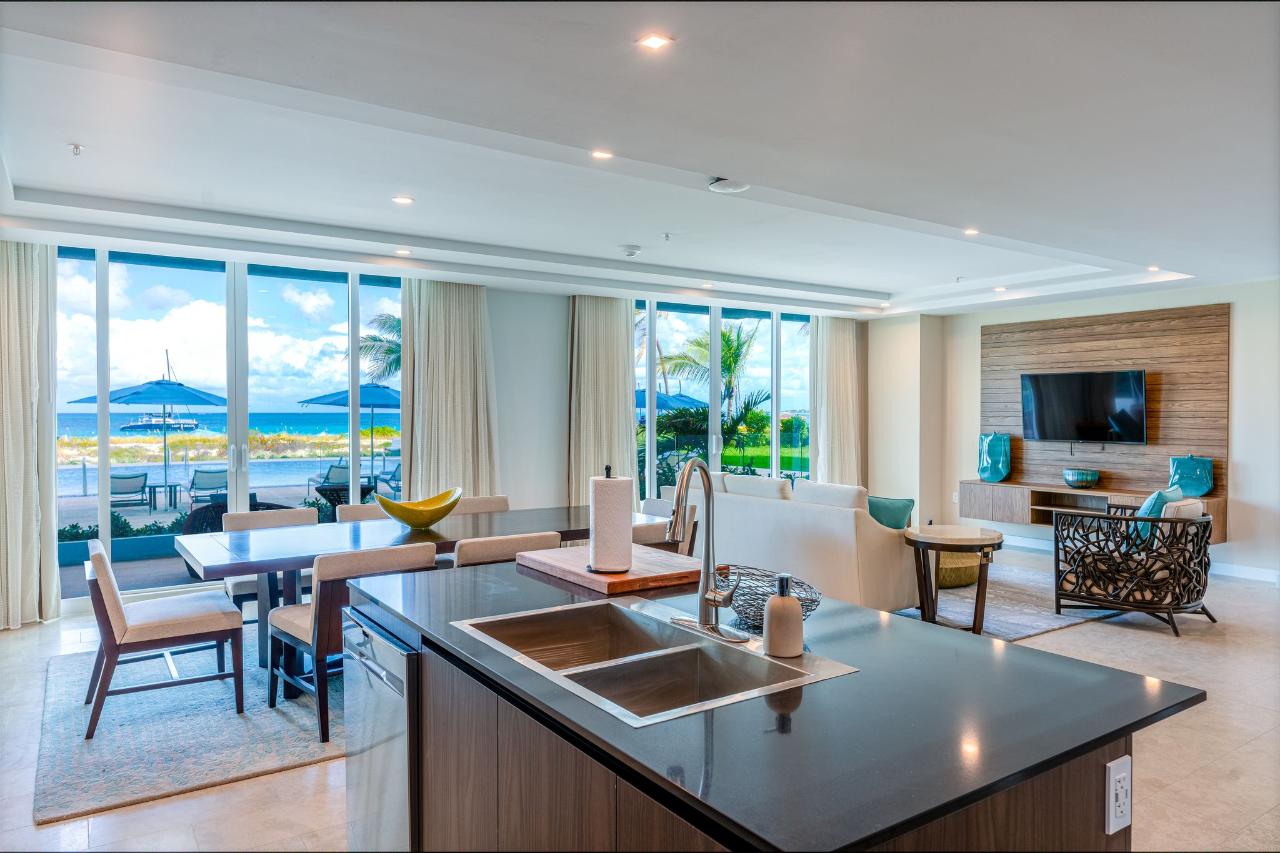 1B Tower A Ritz Carlton Residences 2 BR 3 BA - Gallery image 4