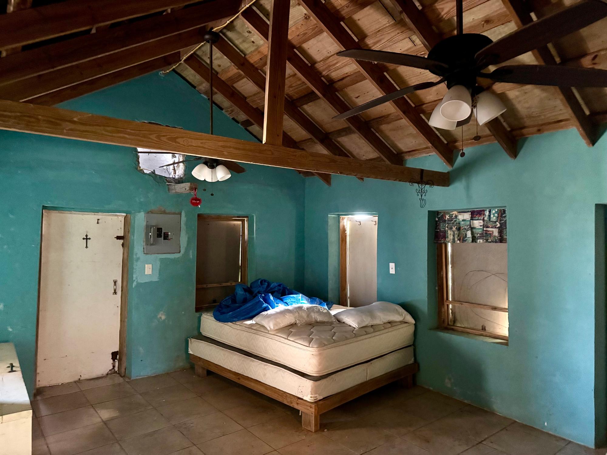 Traditional Bottle Creek House - Gallery image 20