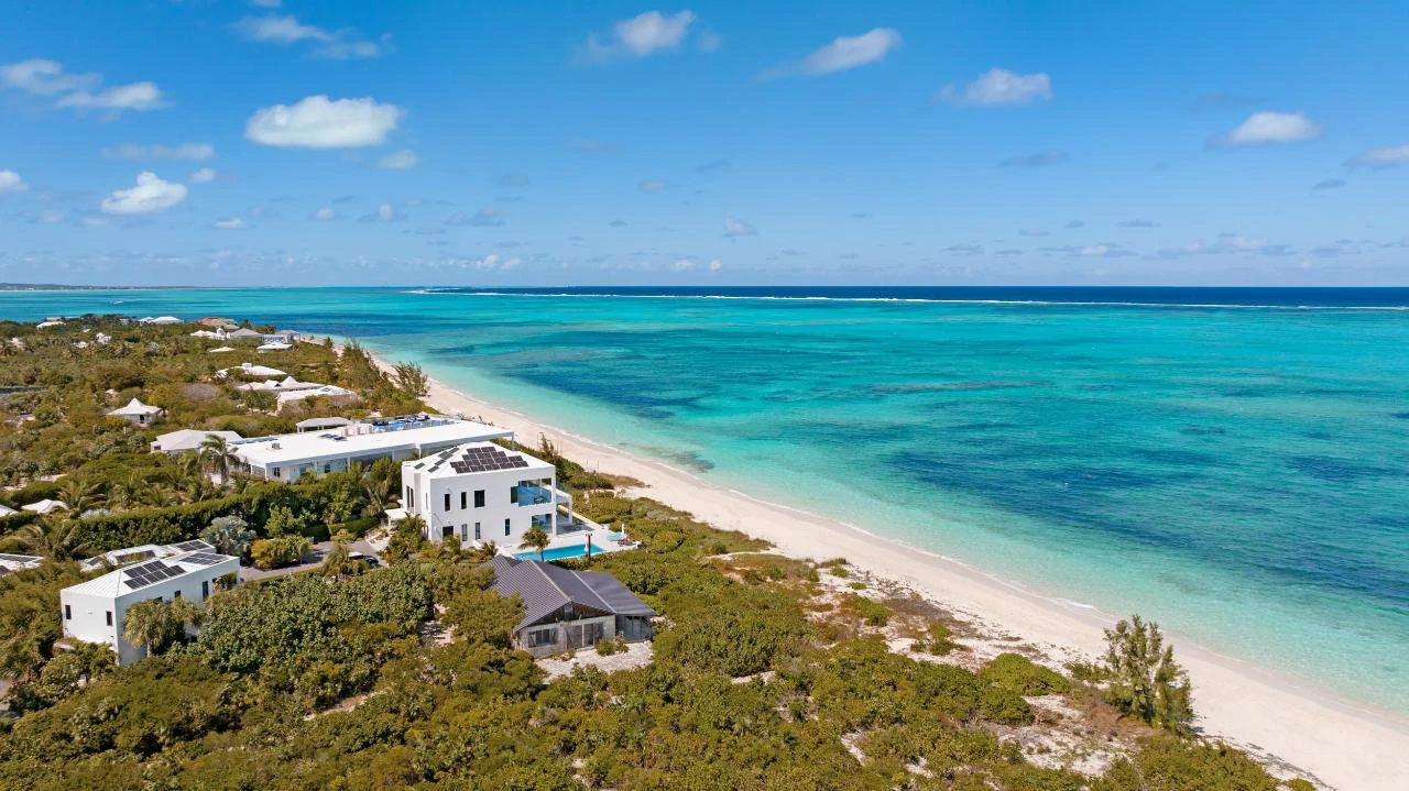 Beachfront Development Land - Gallery image 3