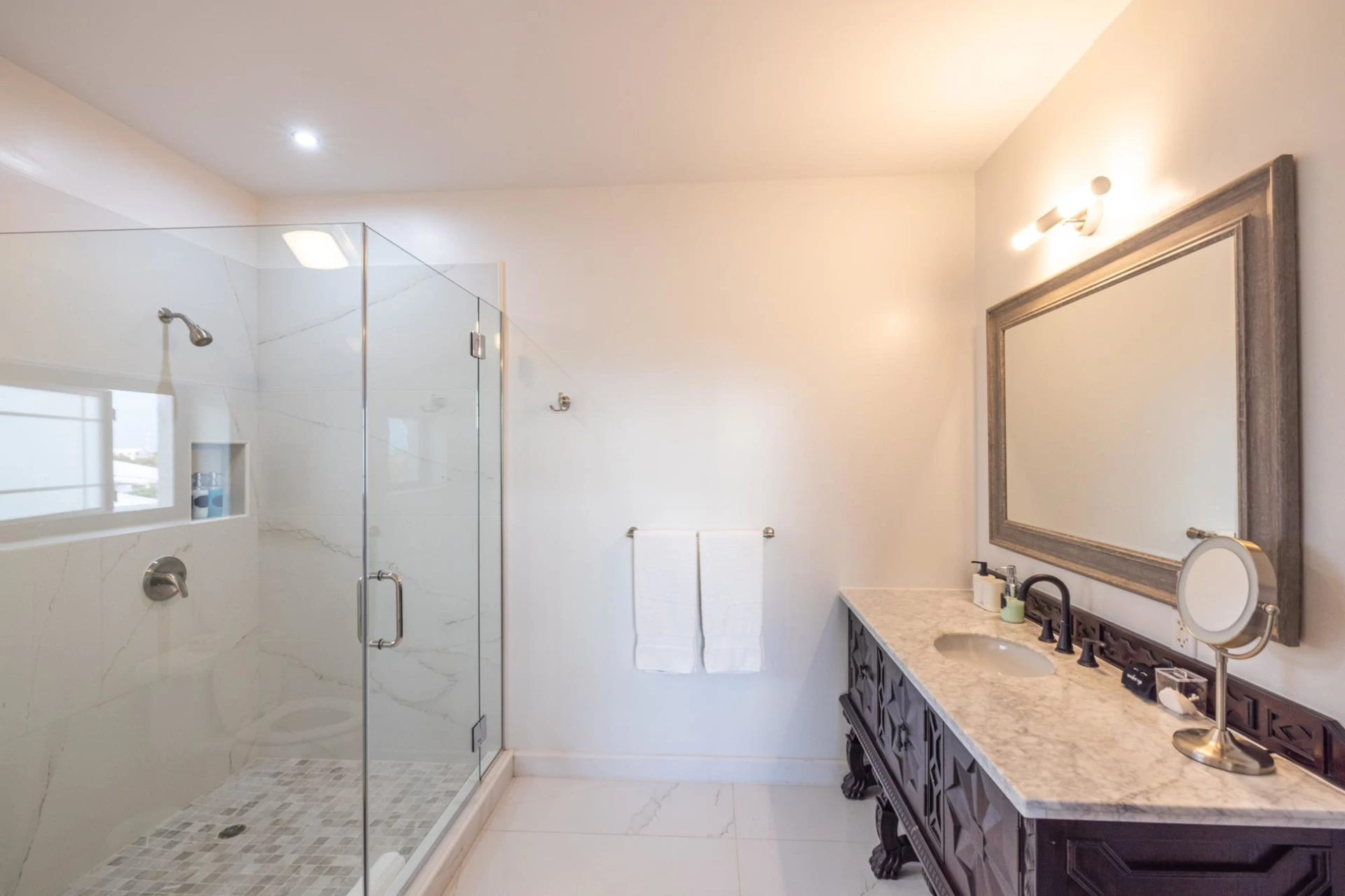 Endless Blue - Gallery image 26