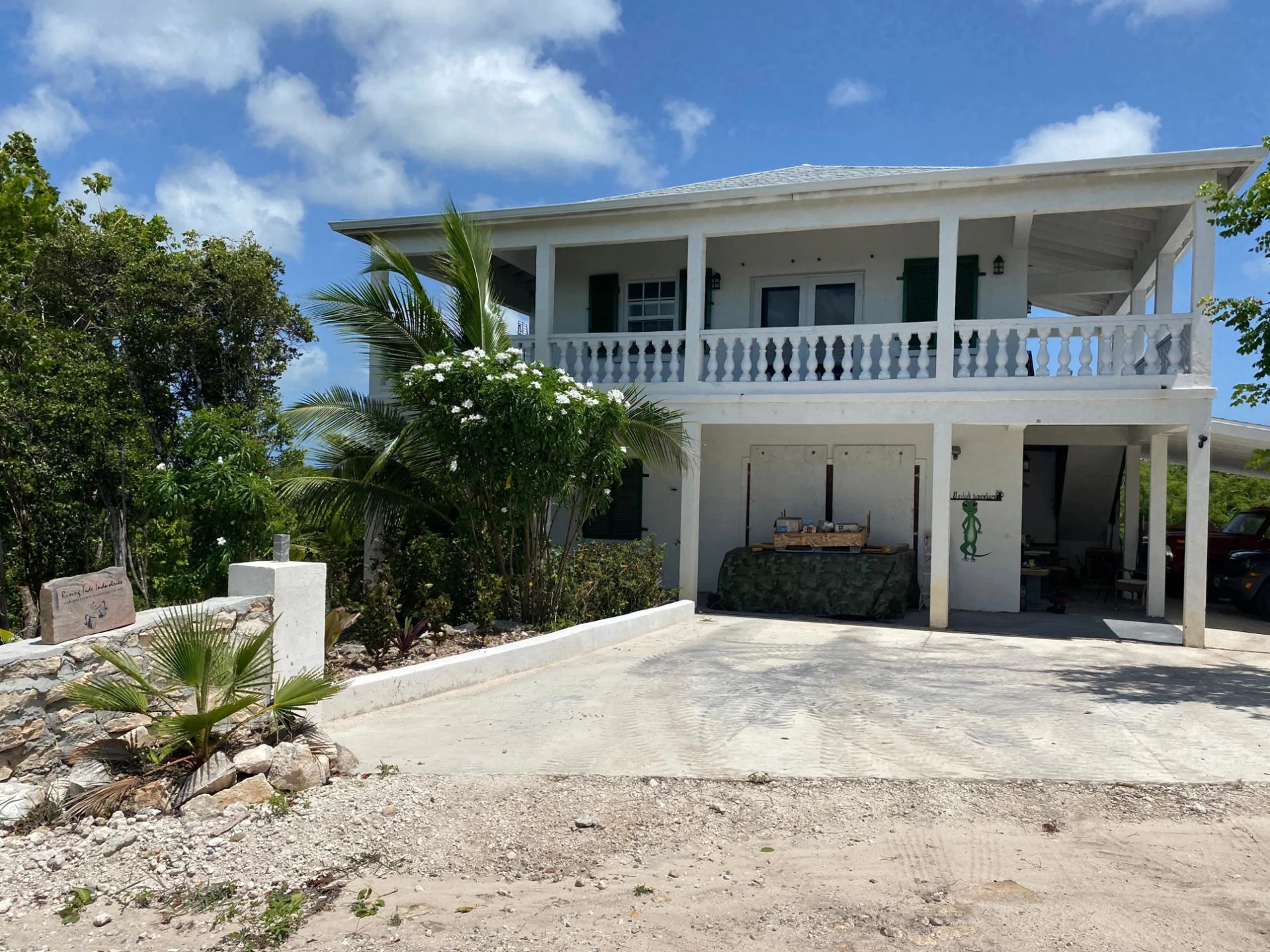 Rising Tides Cottage