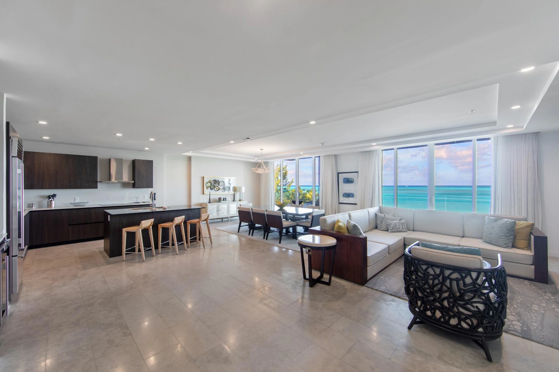 Ritz Carlton Residences 1035A - Gallery image 6