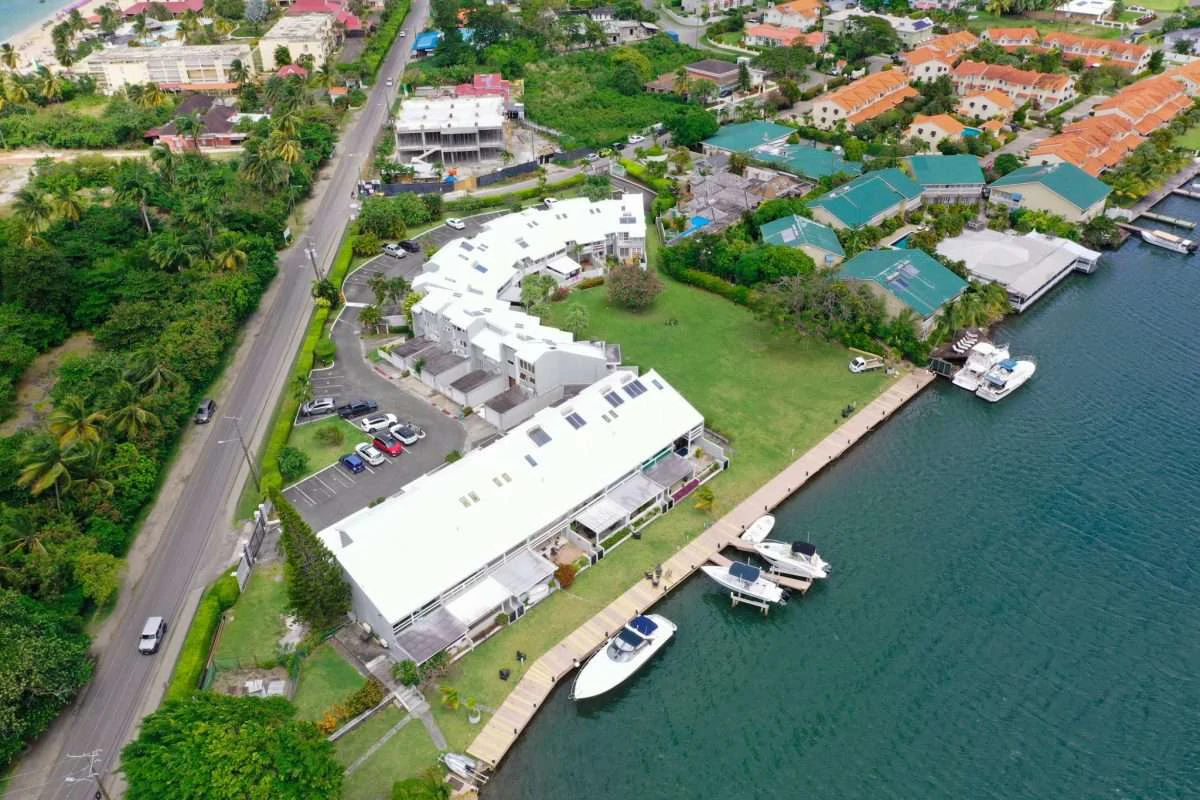 10 East Caribbean Village, Rodney Bay