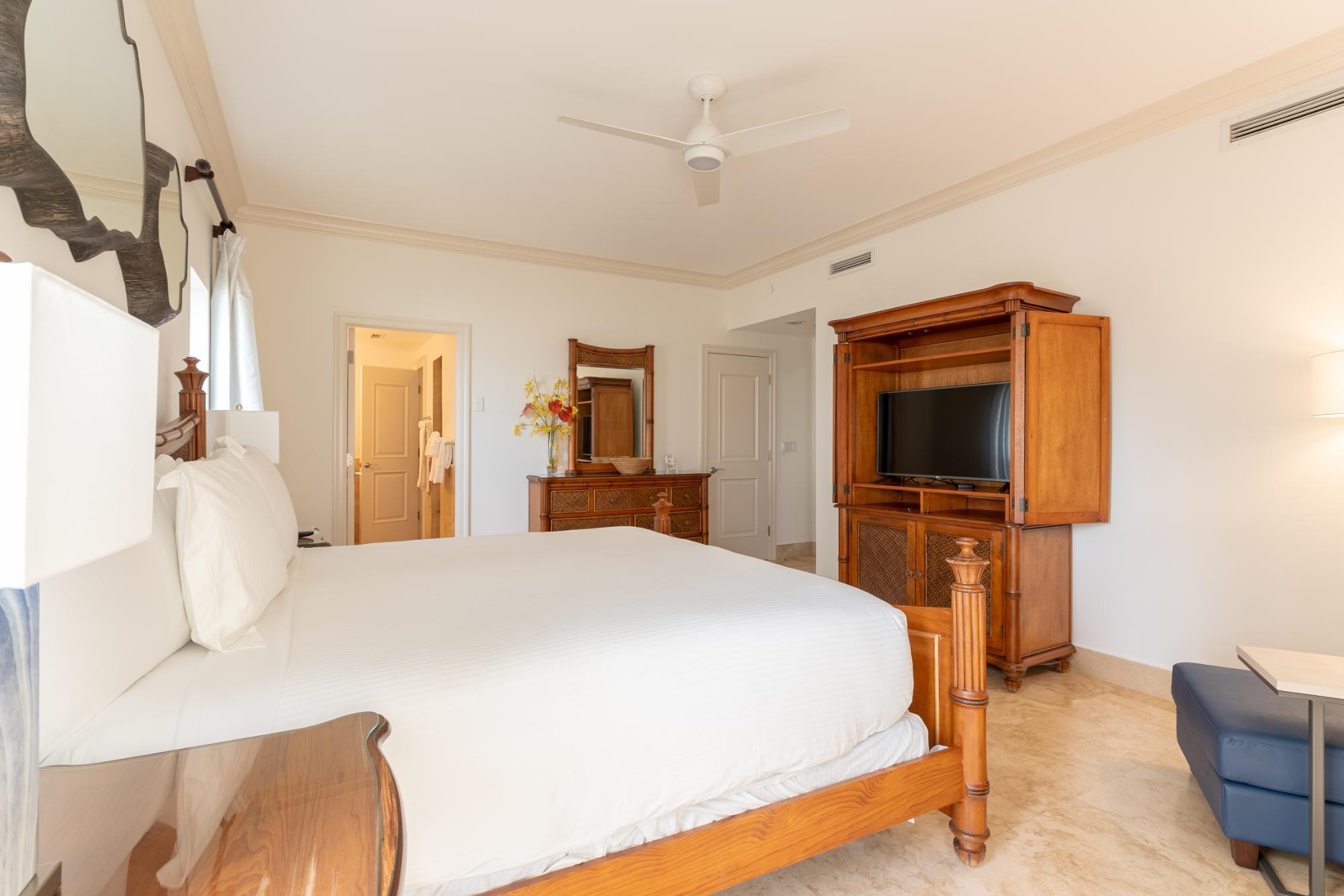 Windsong Resort 2 bedroom 2.5 bathrooms Lockout - Gallery image 18