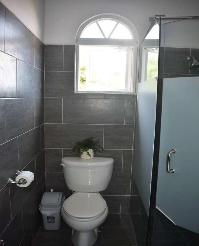 Cascade Manor, Caye Mange, Gros Islet. - Gallery image 24