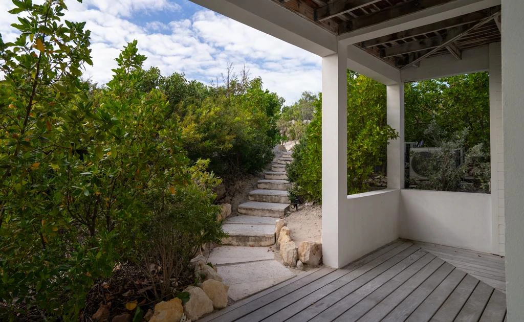 8AB Sailrock Ridgetop Suite - Gallery image 27