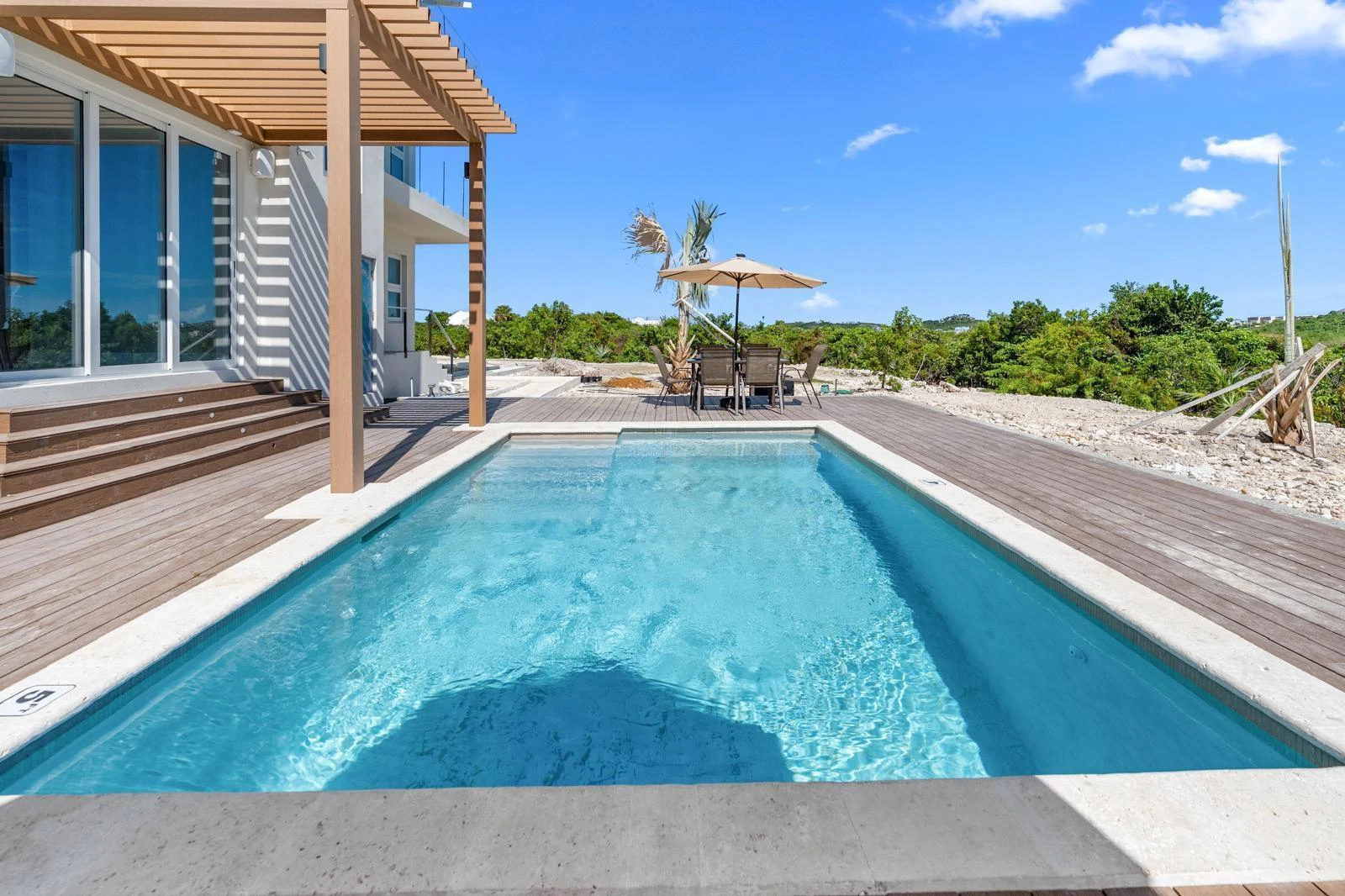 Luz Maria Villa - Gallery image 2