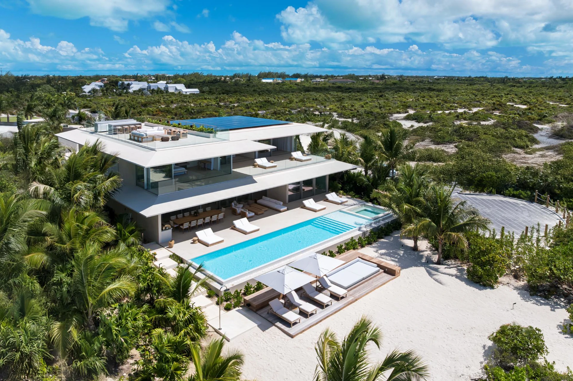 RESERVE 3 AT GRACE BAY BY BEACH ENCLAVE - Gallery image 3