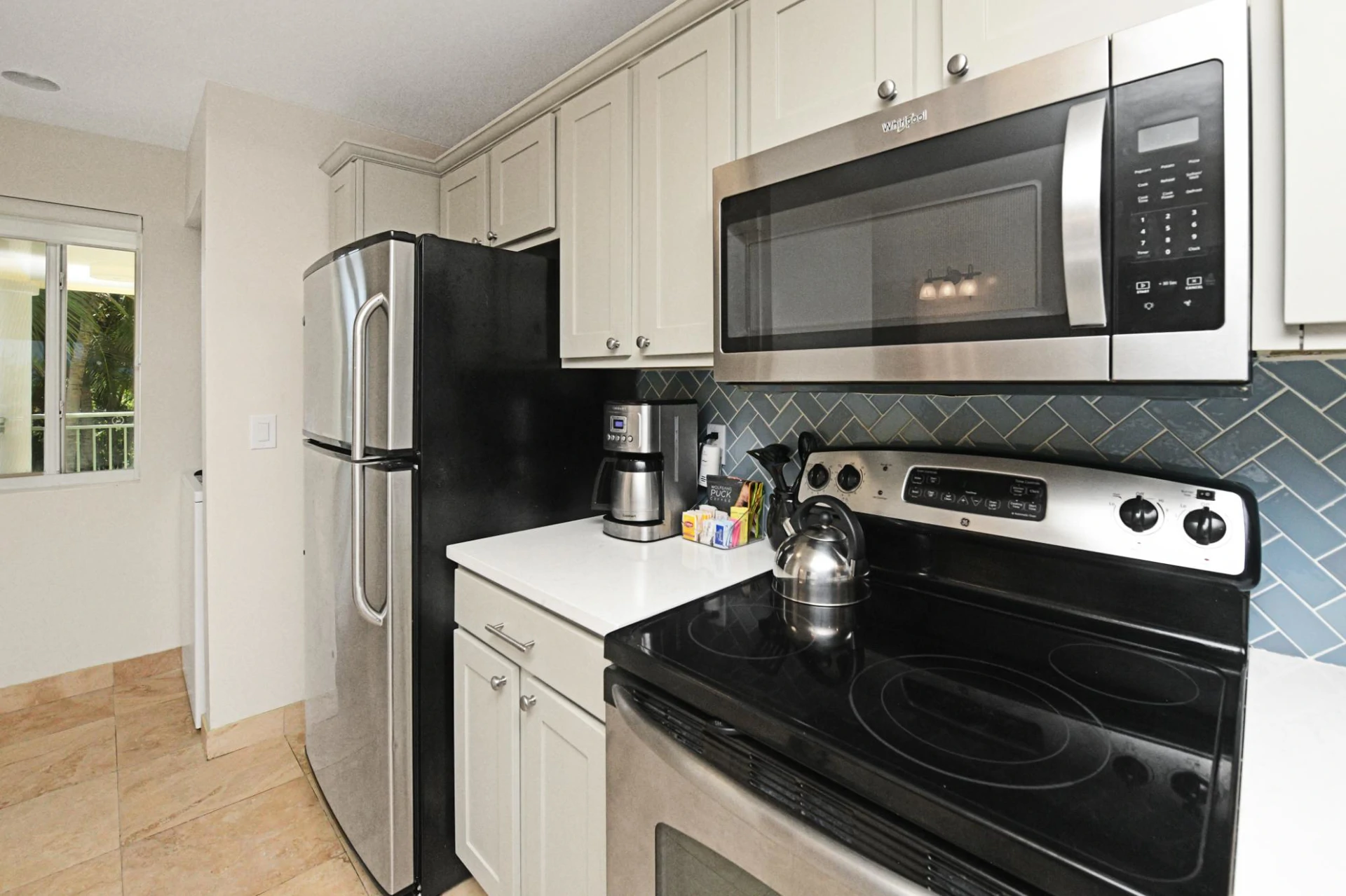 2 BR THE SANDS RESORT AT GRACE BAY BEACH - Gallery image 27