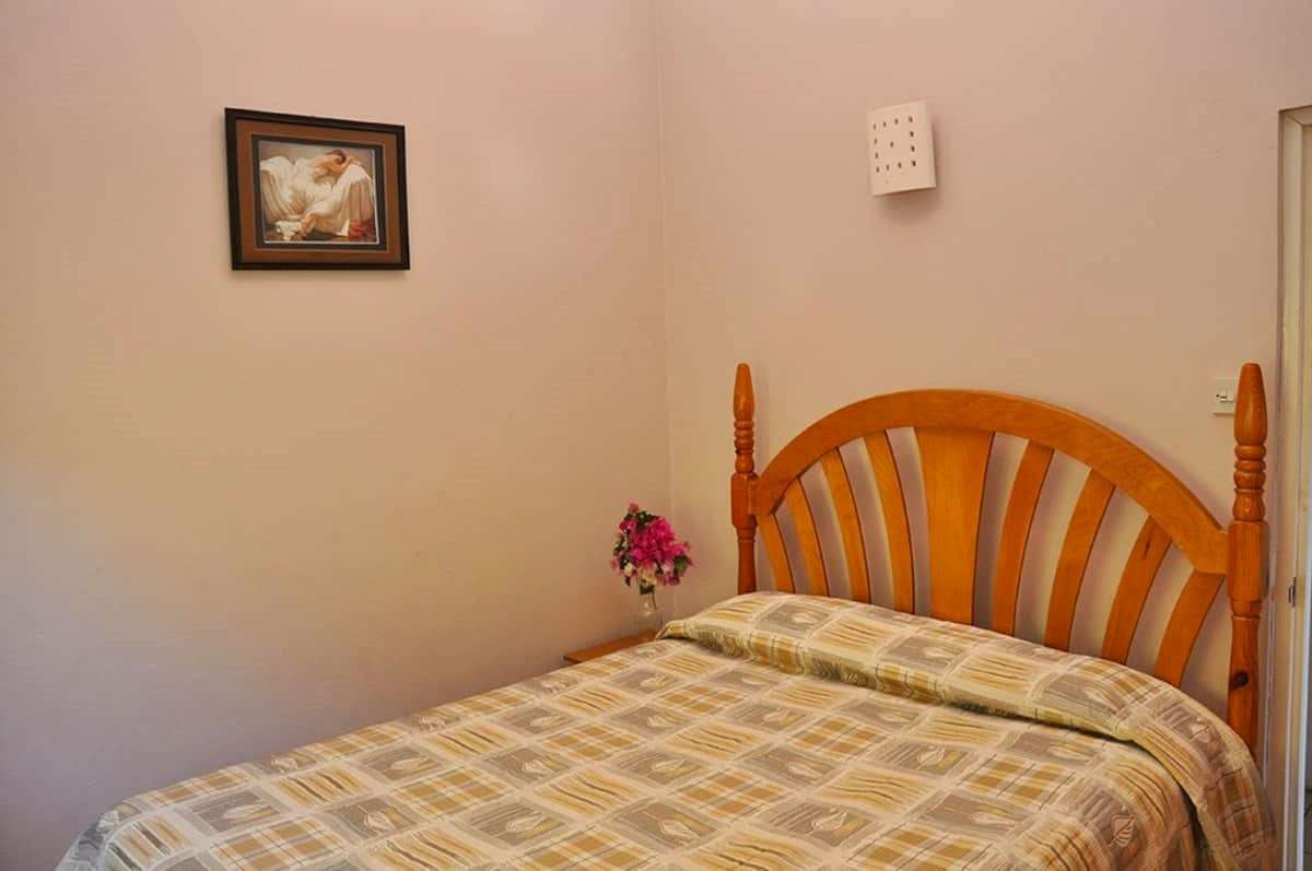 Purple Parrot Villa, Marisule. -Under Offer - Gallery image 7
