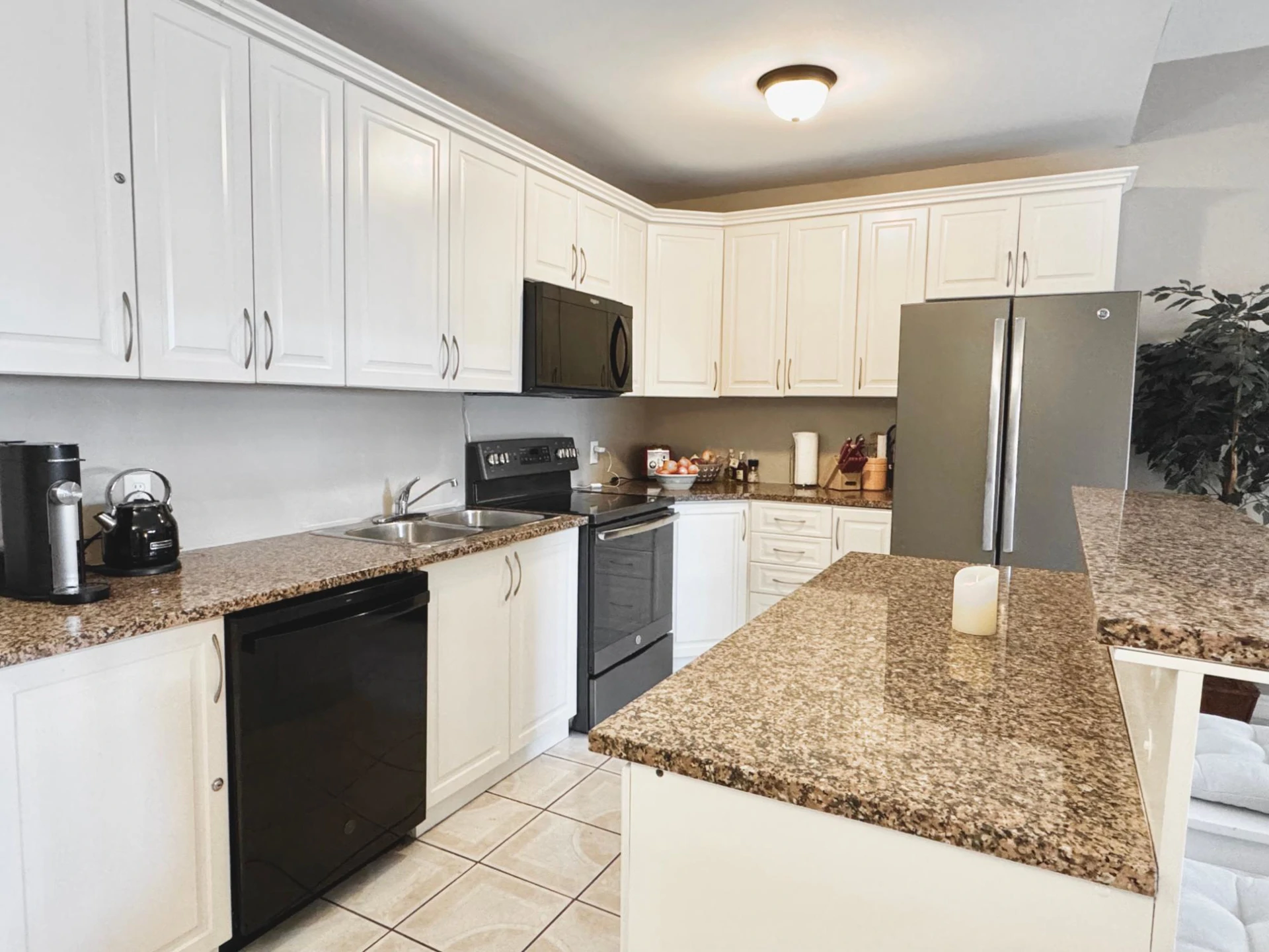 Queen Angel A104 - Gallery image 17