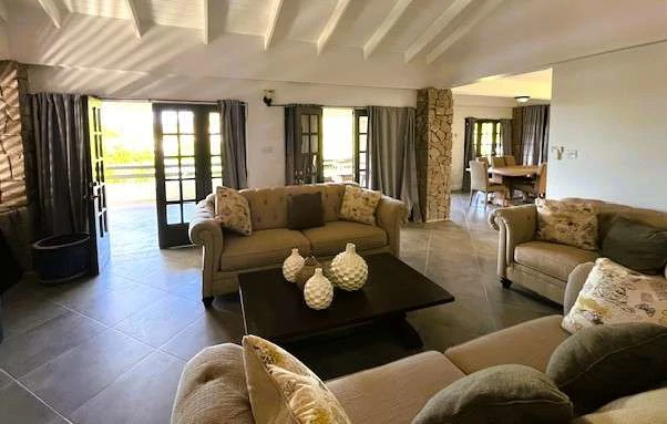 Sprawling Villa, Cap Estate - Gallery image 3