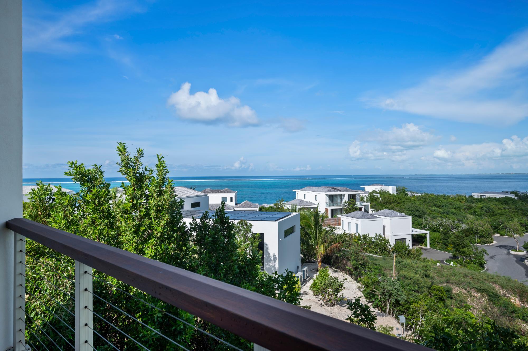 Villa Cosmo - Skyline Villas - Gallery image 2