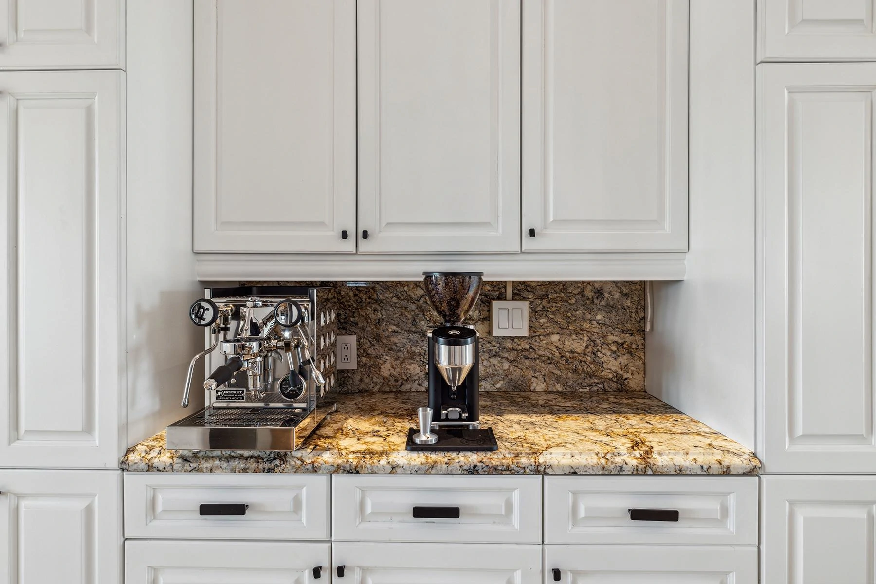 THE YACHT CLUB - Gallery image 14