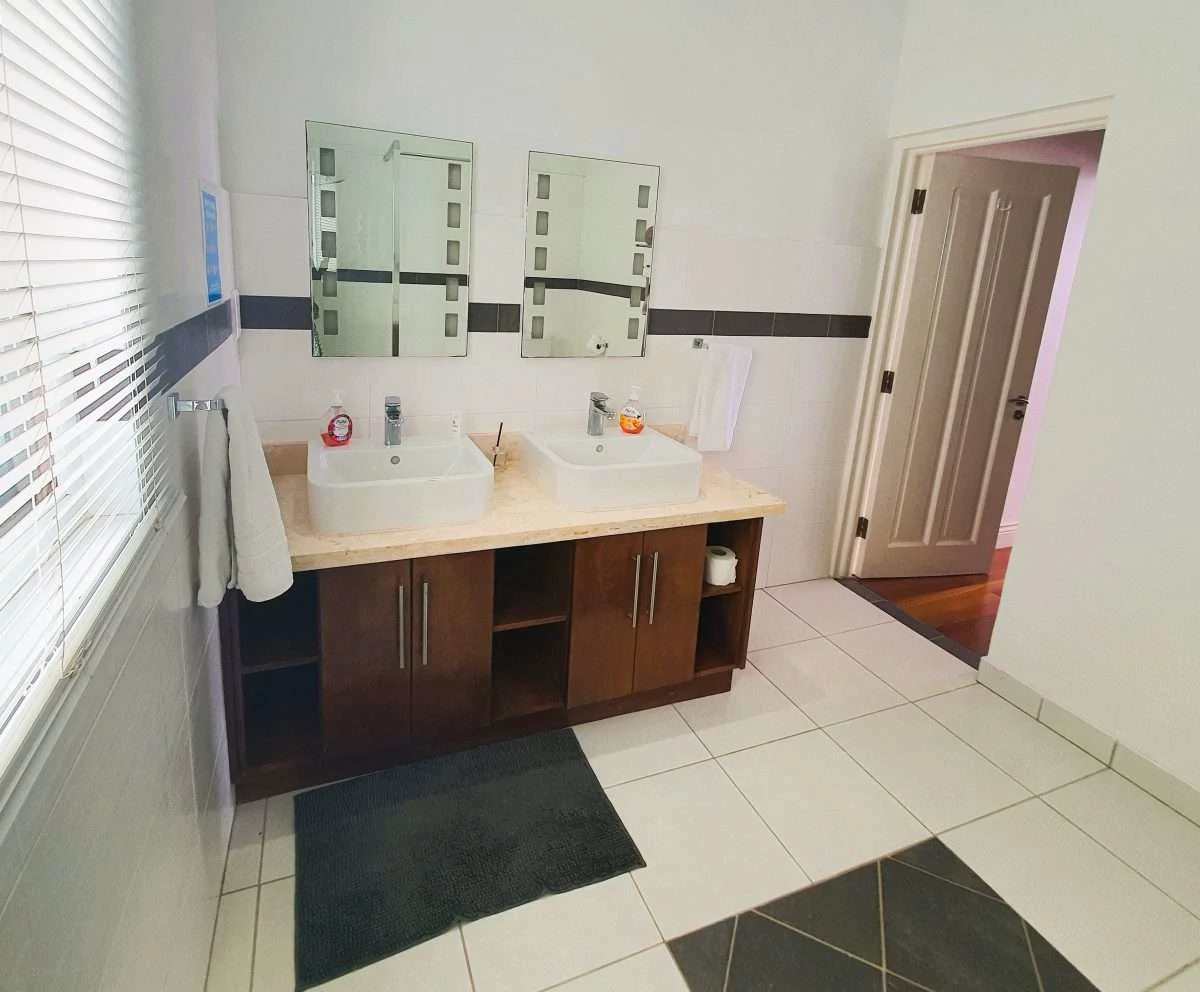 3, Zara Villas, Cap Estate. - Gallery image 20