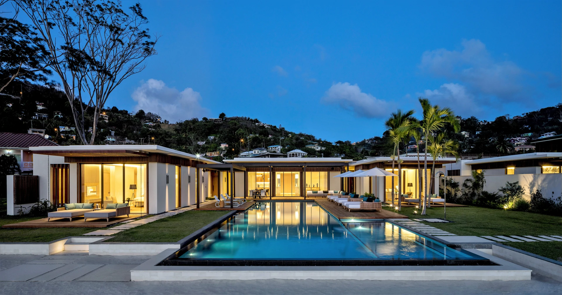 5 star beach and hillside villas for sale at Silversands Grenada, 3-4 Beds