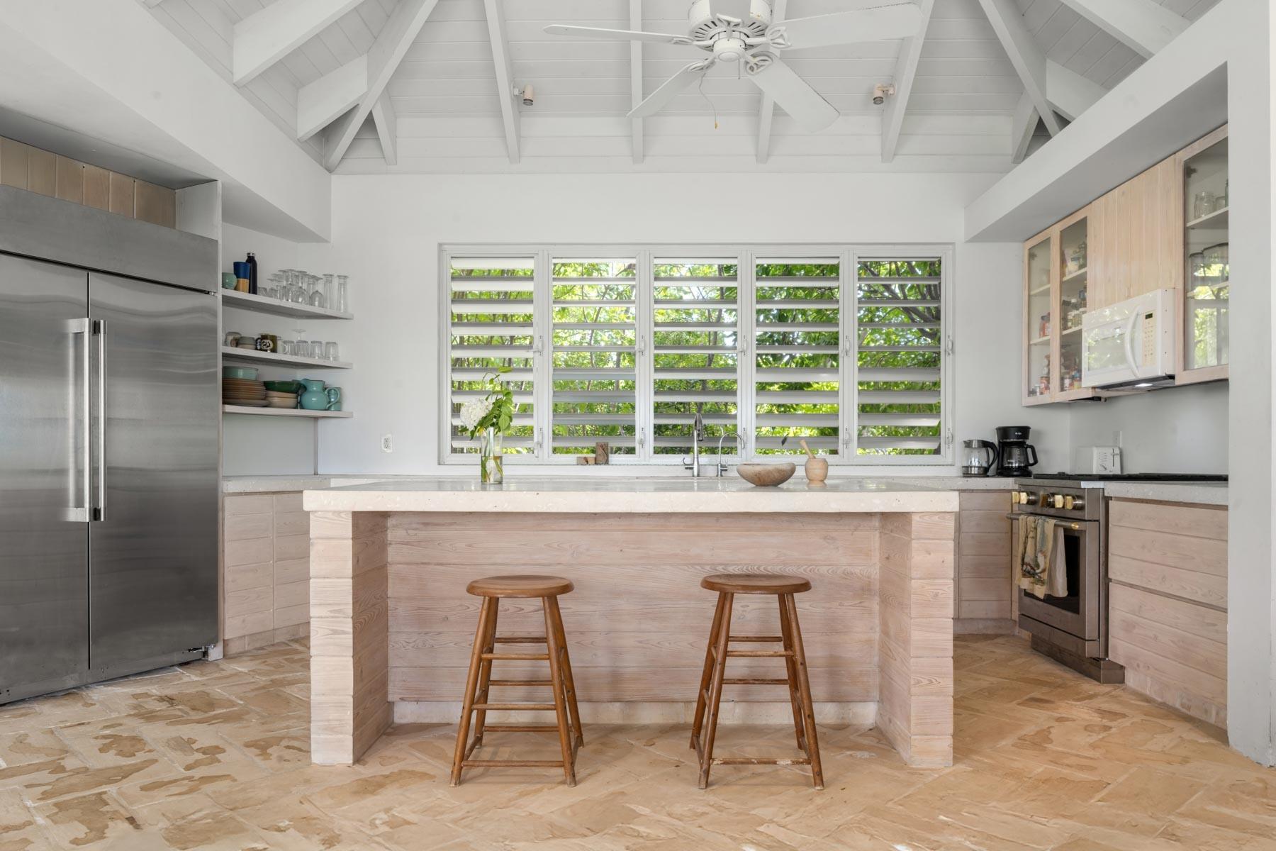 Canalfront Home - Gallery image 14