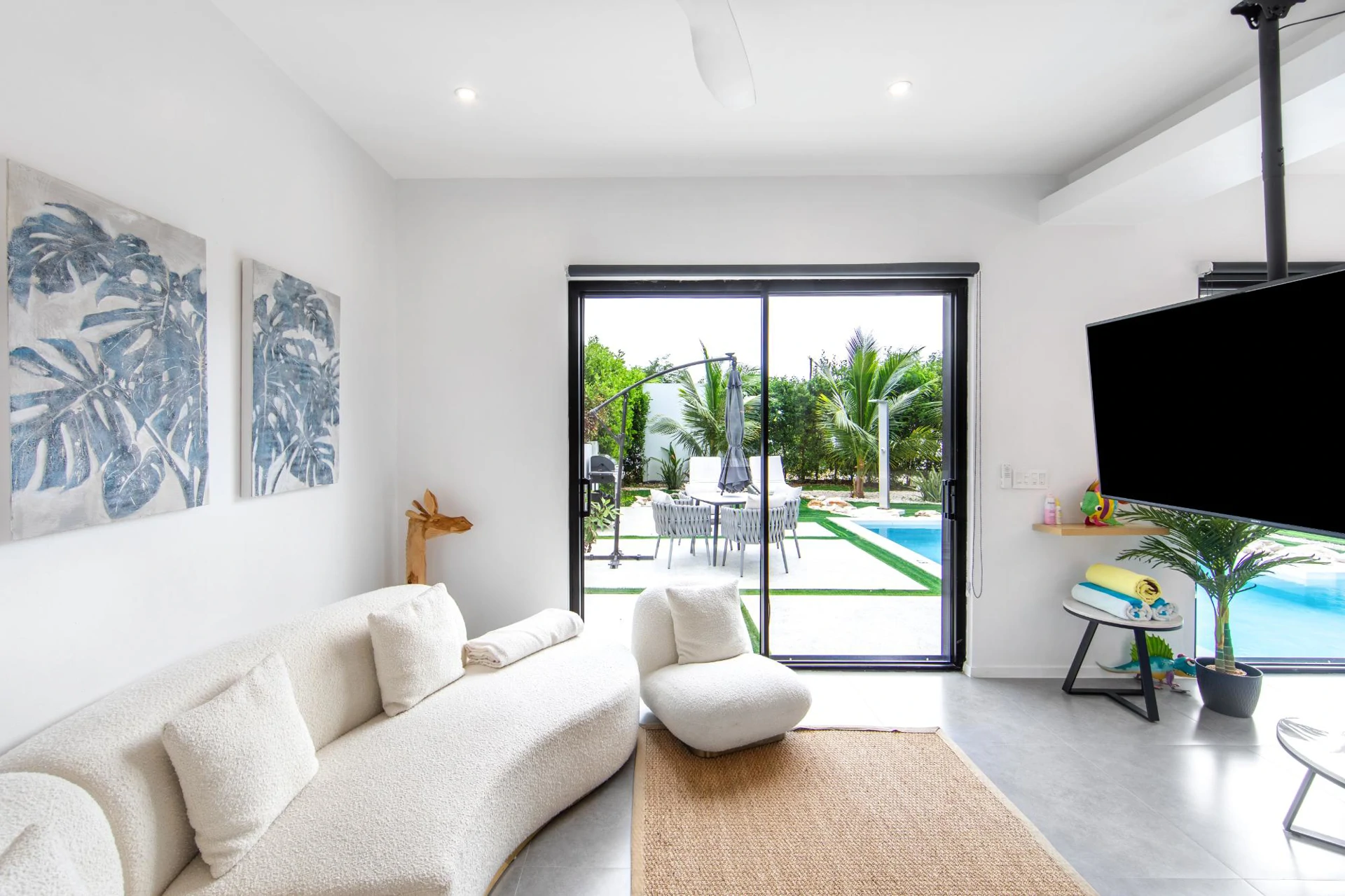 Live Love Laugh - Gallery image 11