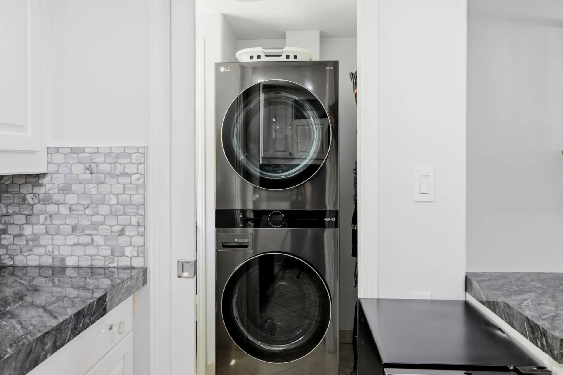 B2 YACHT CLUB - Gallery image 9