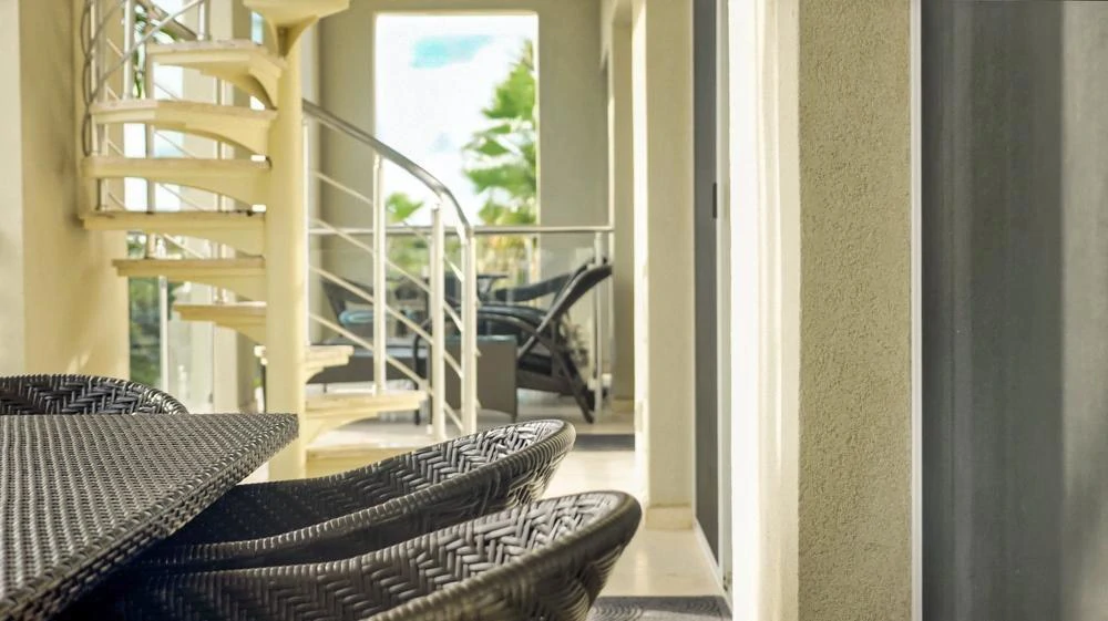 Atrium - Gallery image 30